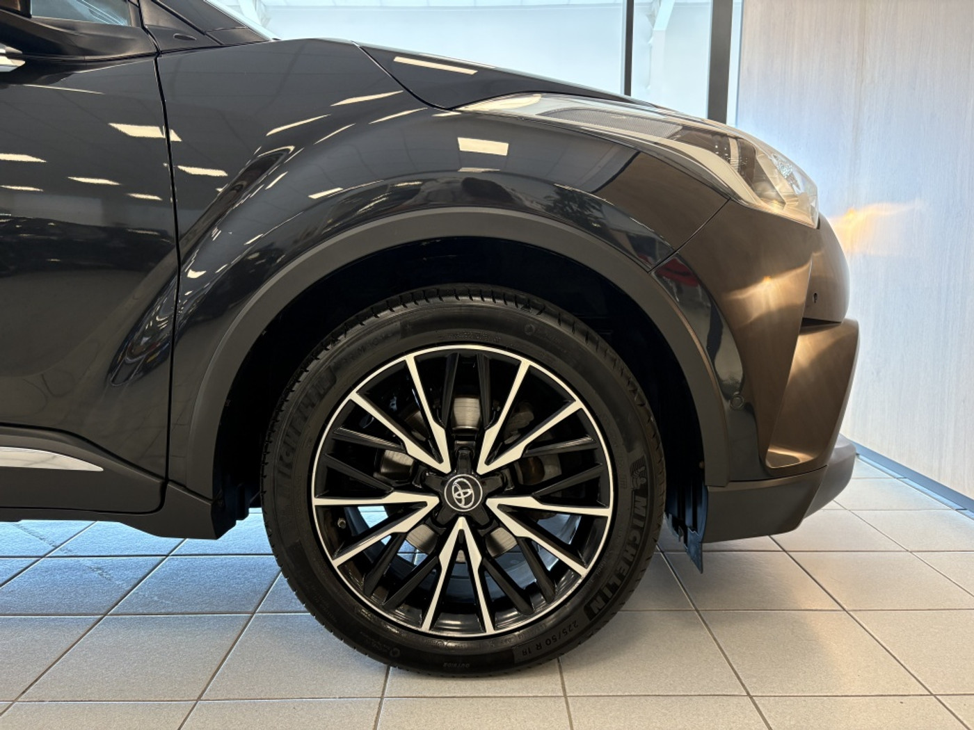 Foto van Toyota Toyota C-hr