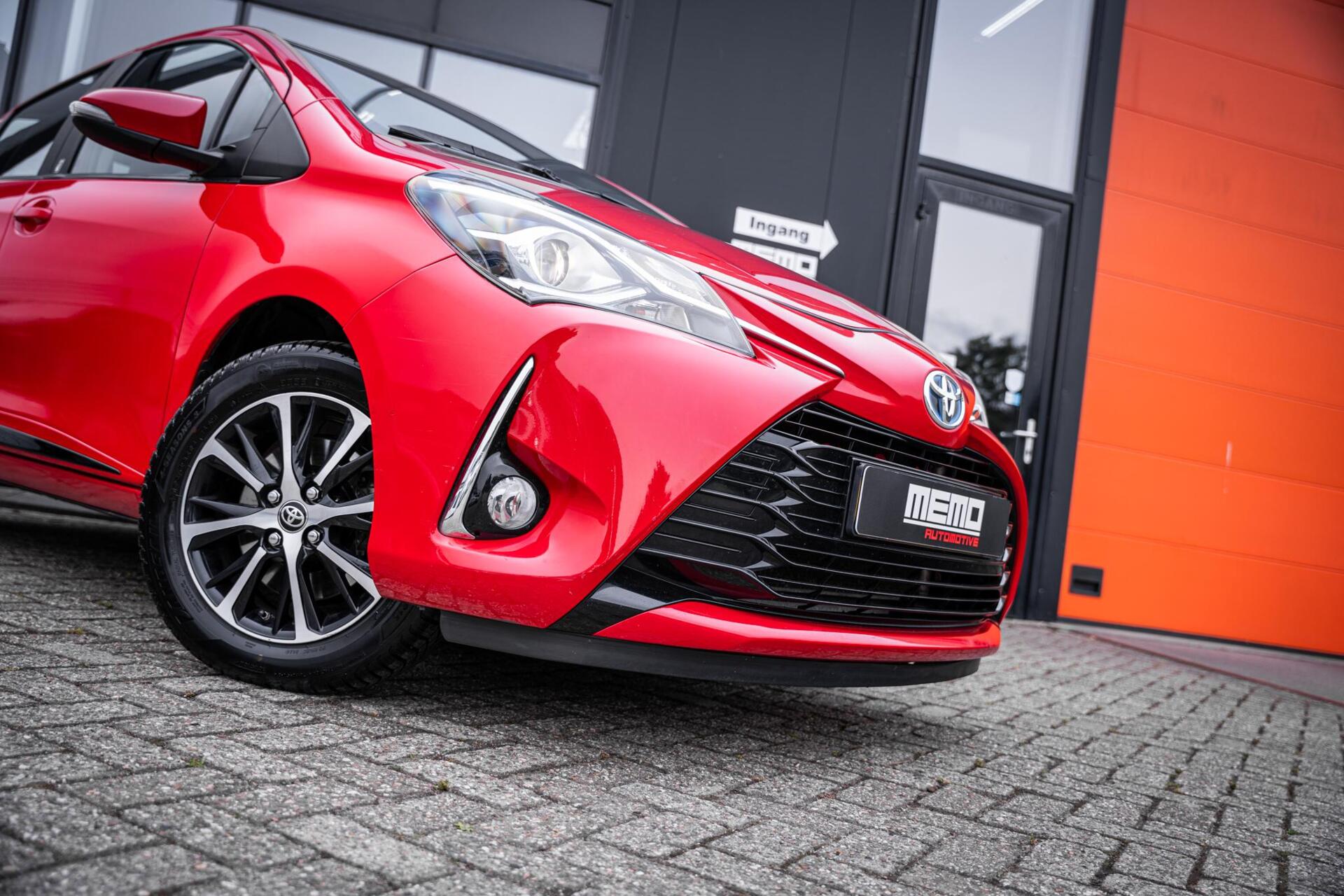 Foto van Toyota Toyota Yaris Hybrid