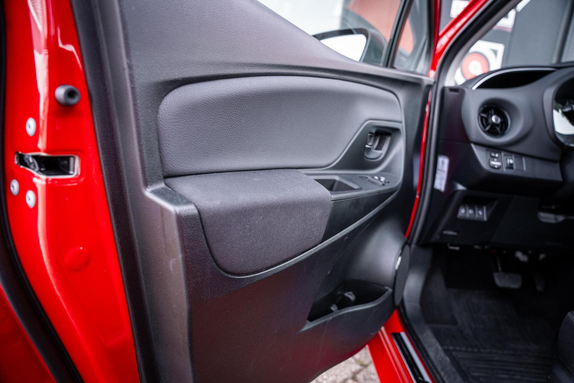 Foto van Toyota Toyota Yaris Hybrid