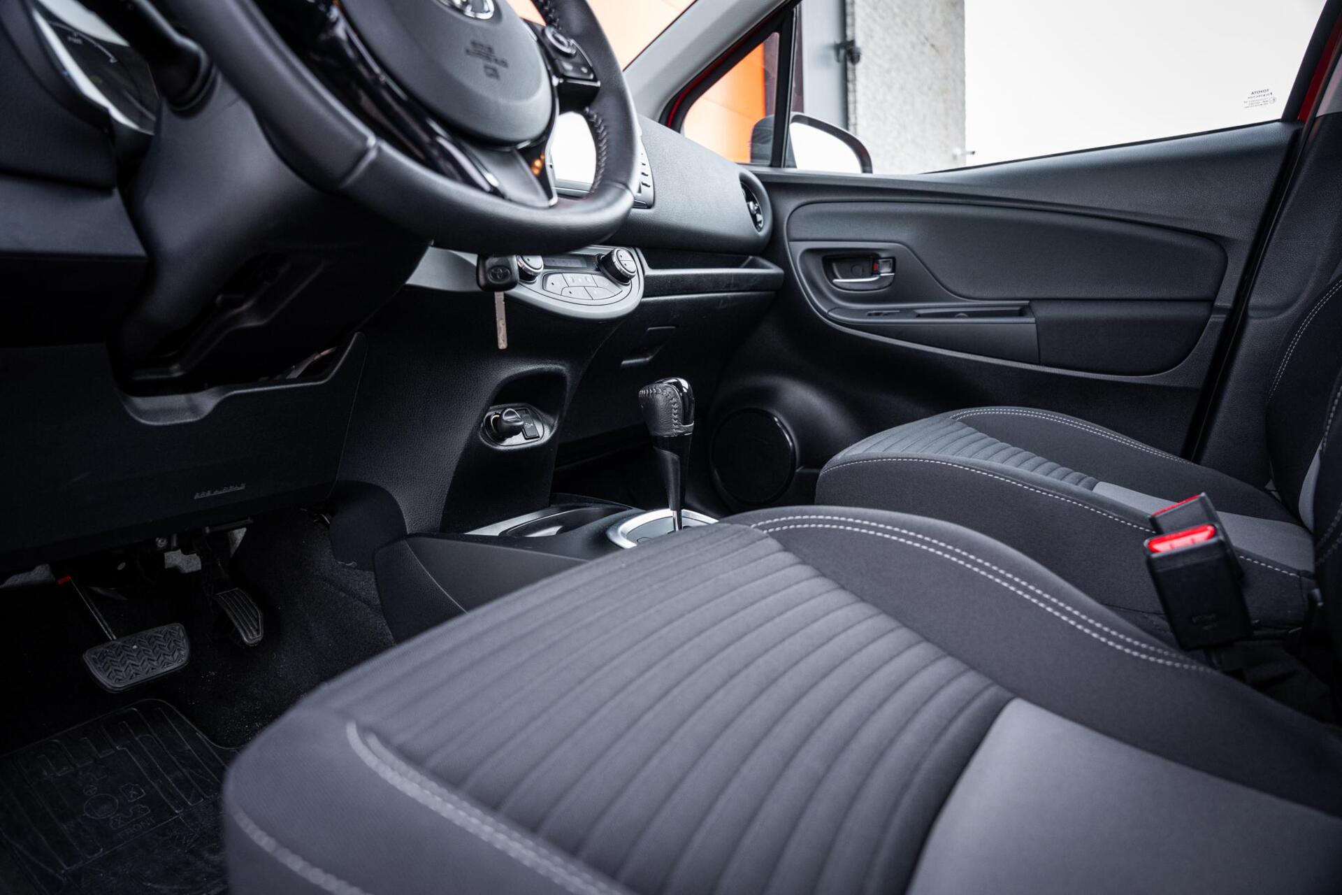 Foto van Toyota Toyota Yaris Hybrid