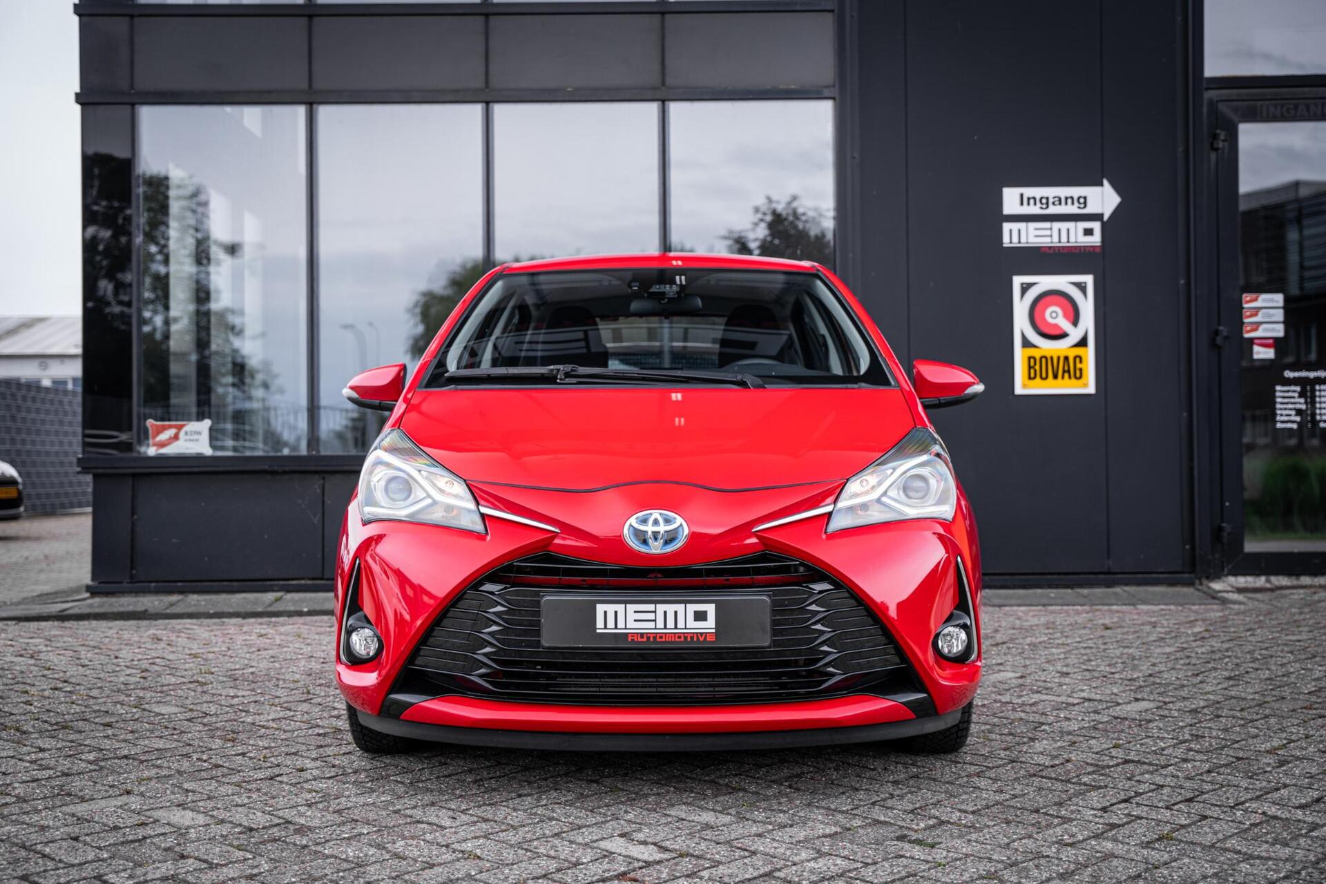 Foto van Toyota Toyota Yaris Hybrid