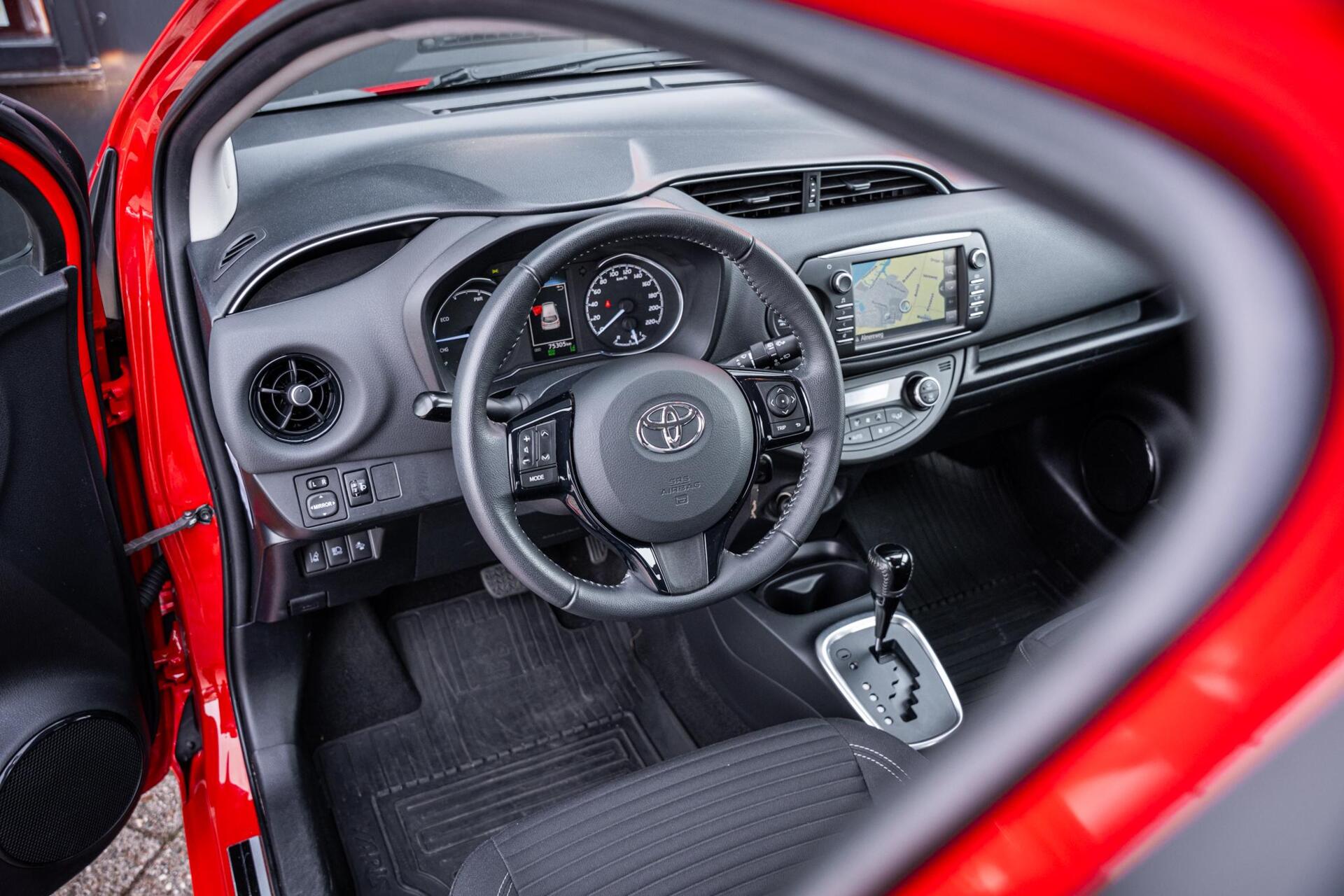Foto van Toyota Toyota Yaris Hybrid