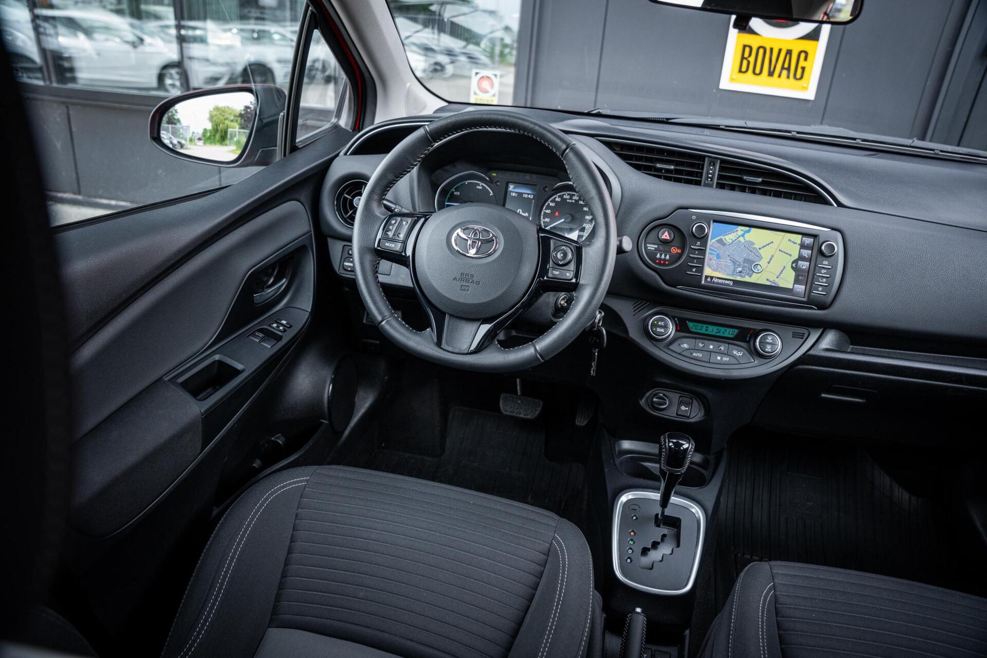 Foto van Toyota Toyota Yaris Hybrid