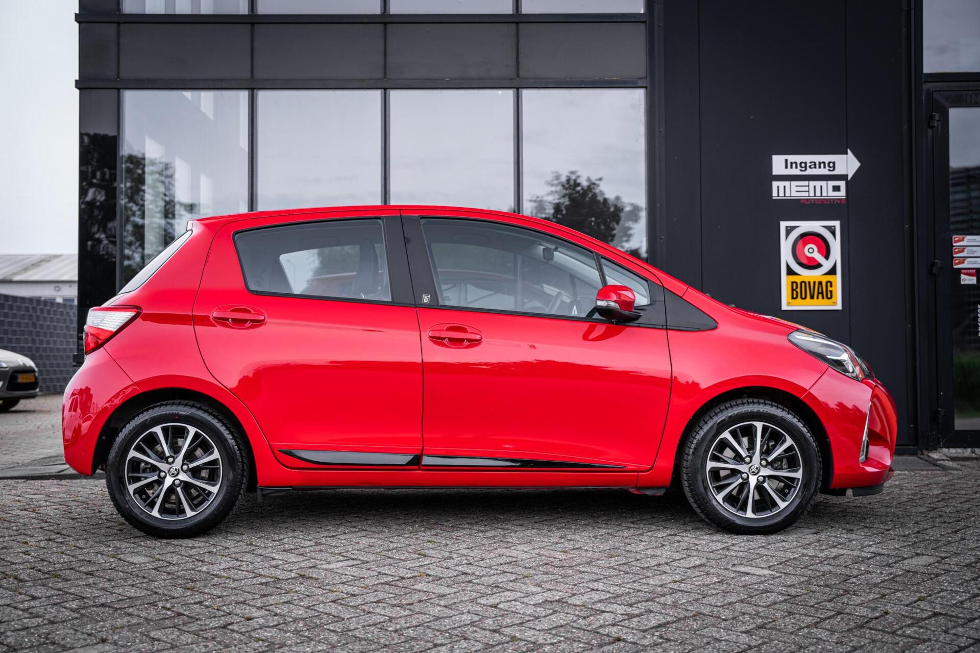 Foto van Toyota Toyota Yaris Hybrid