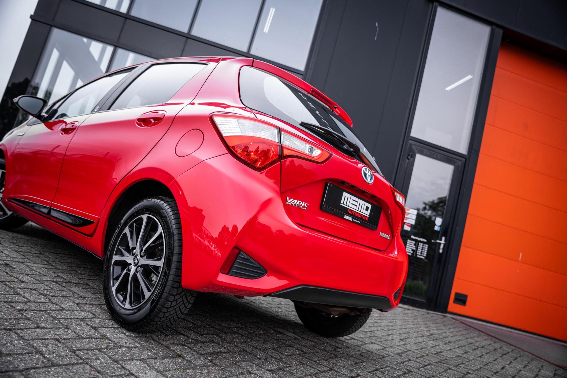 Foto van Toyota Toyota Yaris Hybrid
