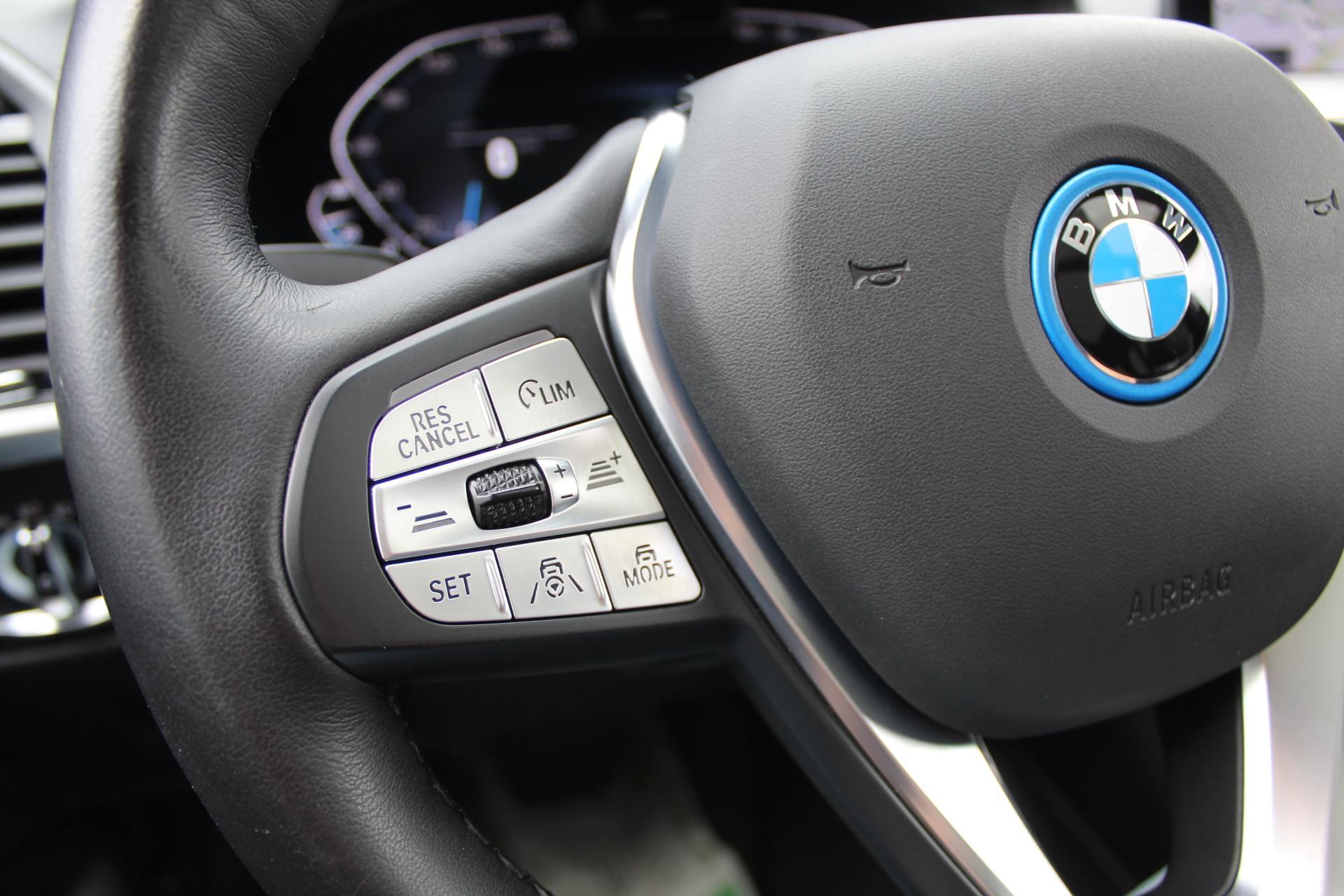 Foto van BMW Ix3