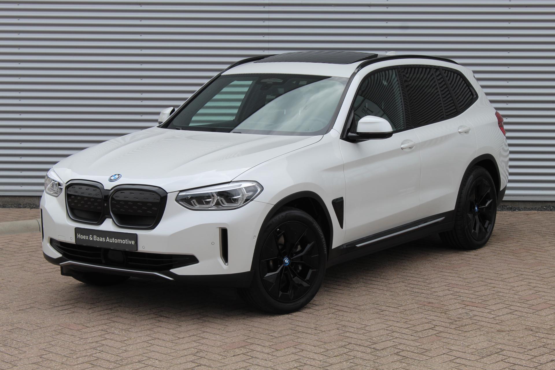 Foto van BMW Ix3