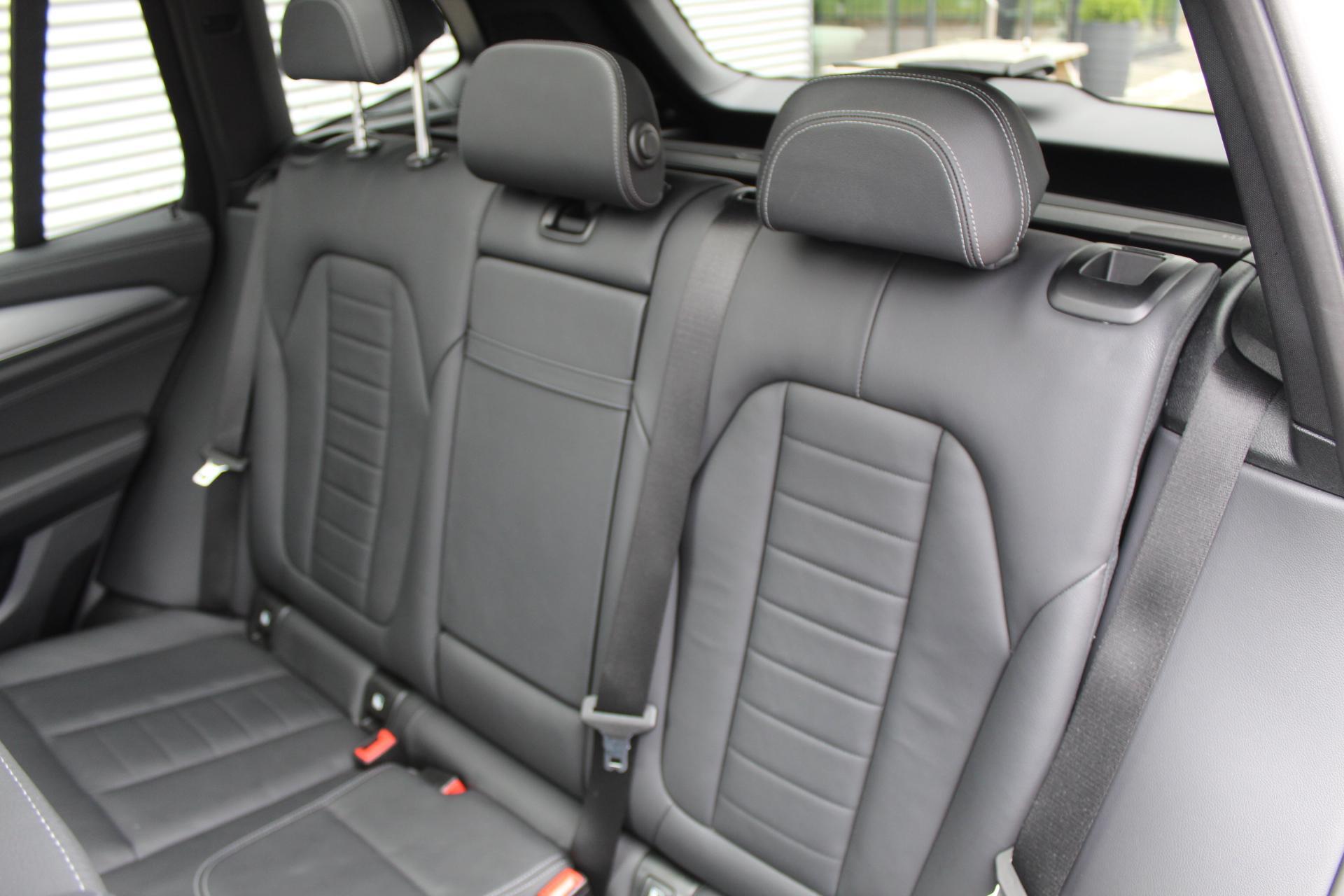 Foto van BMW Ix3
