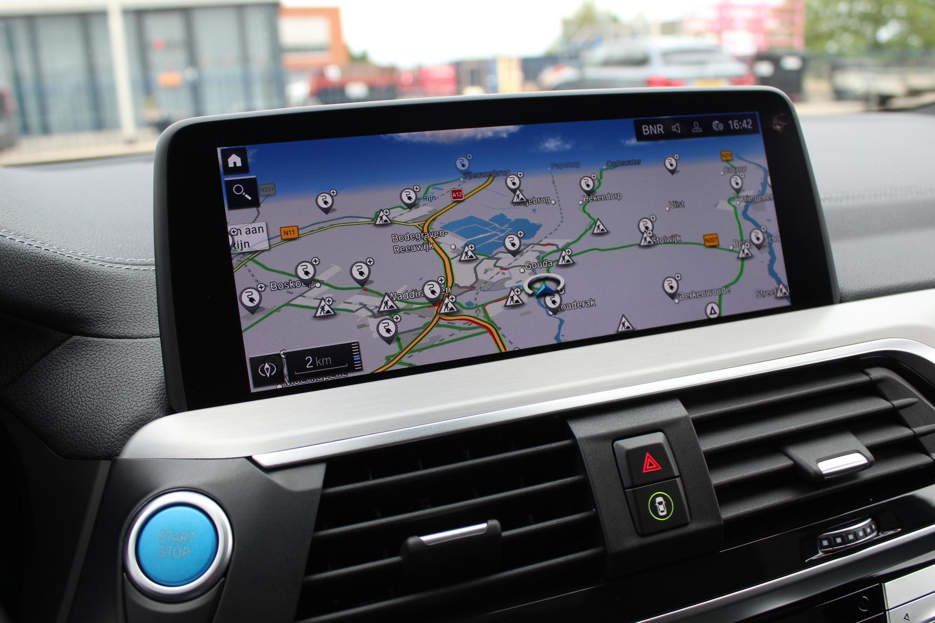 Foto van BMW Ix3