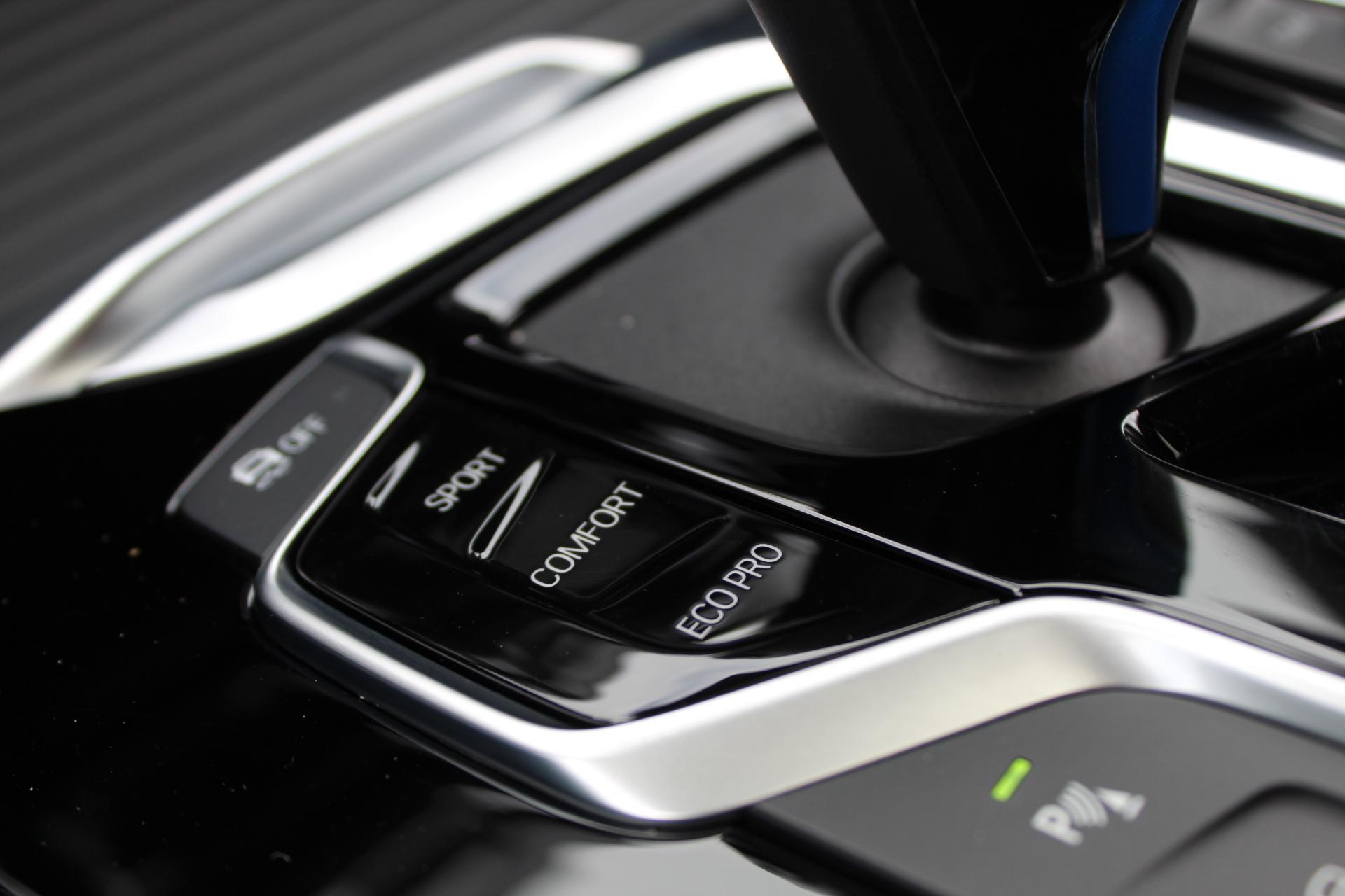 Foto van BMW Ix3
