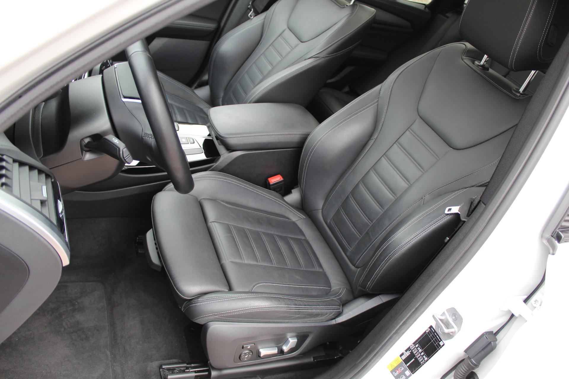 Foto van BMW Ix3