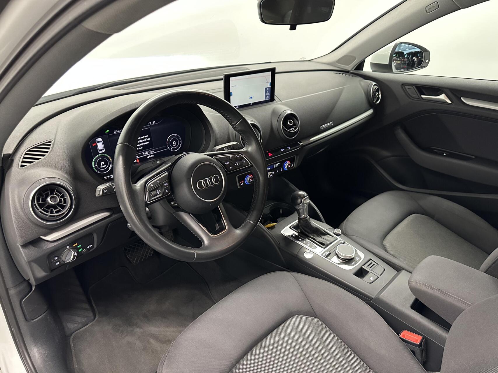 Foto van Audi A3 Sportback E-tron