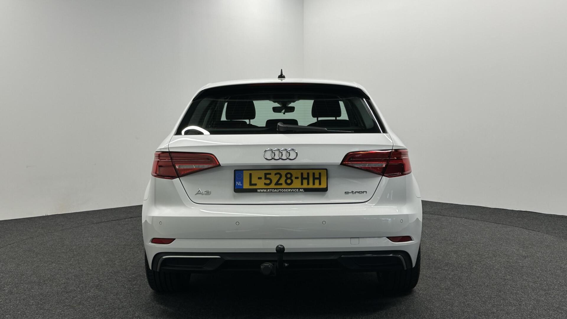 Foto van Audi A3 Sportback E-tron