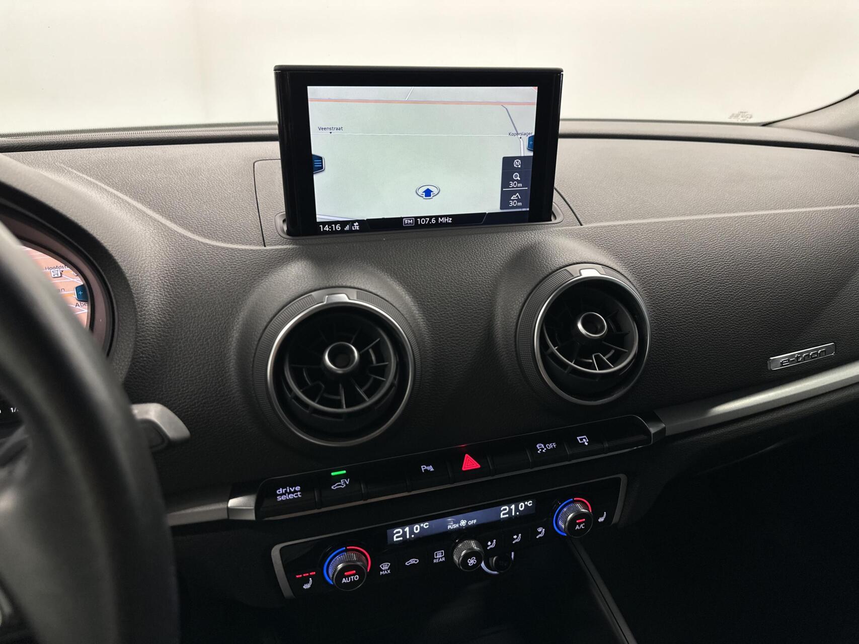 Foto van Audi A3 Sportback E-tron