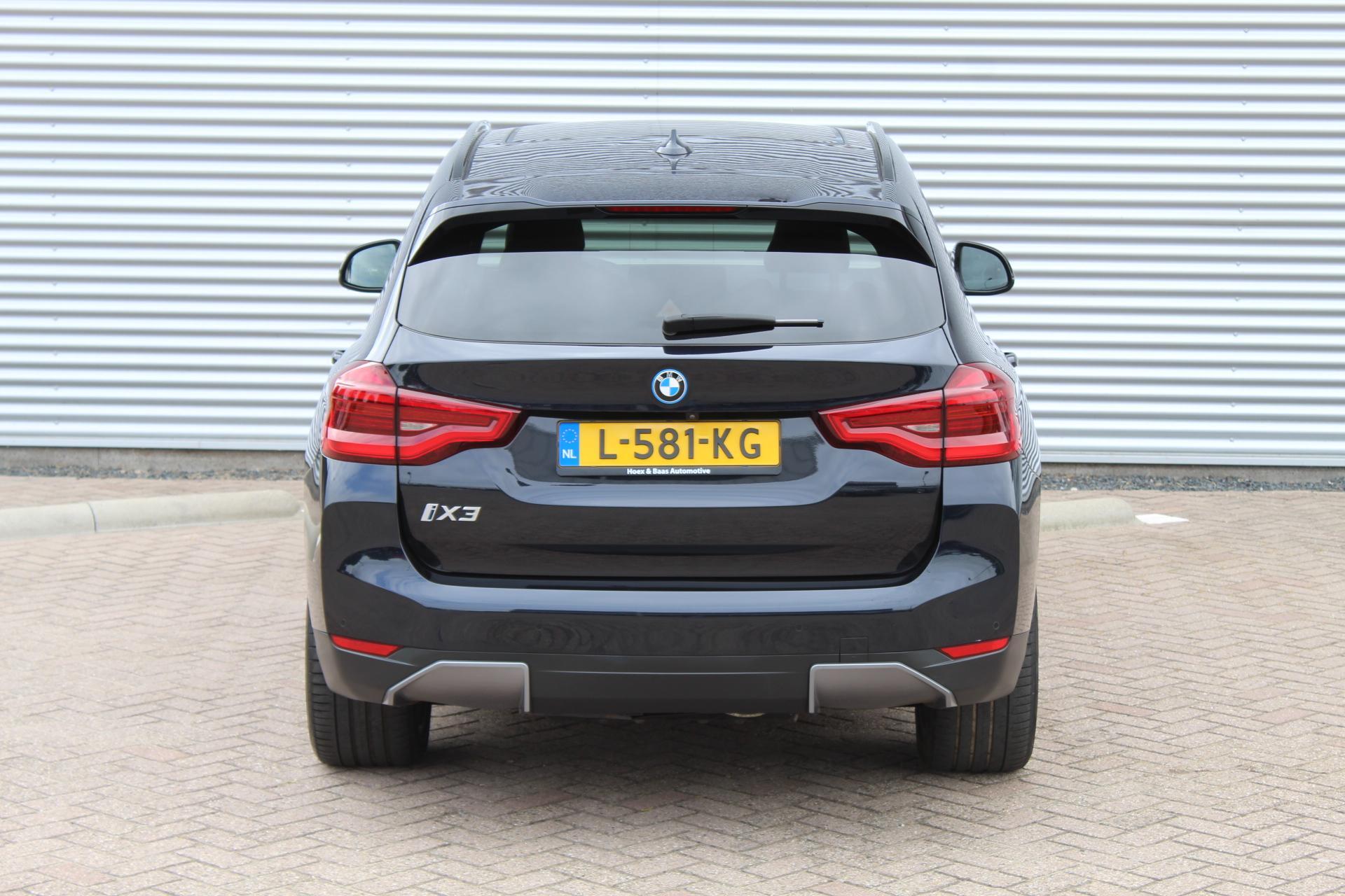 Foto van BMW Ix3