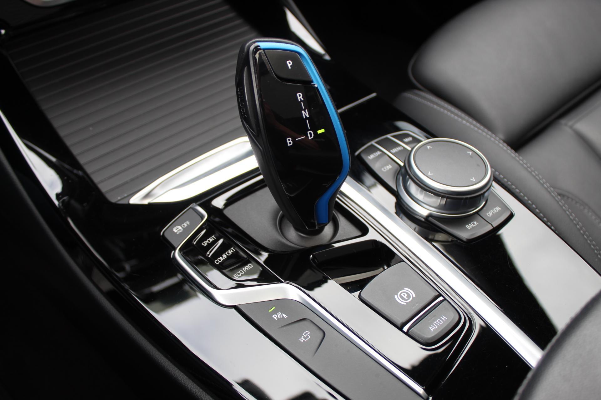 Foto van BMW Ix3