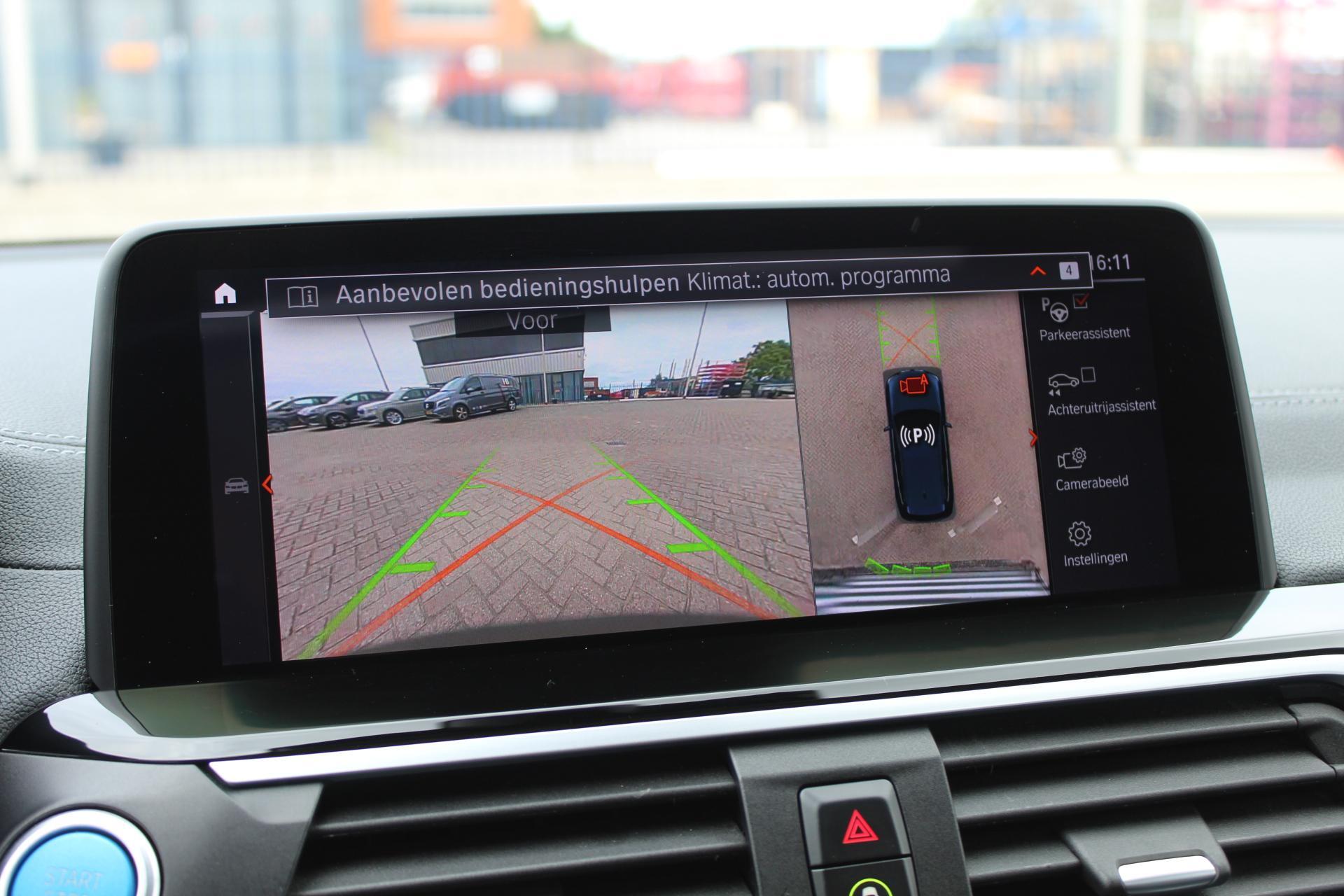 Foto van BMW Ix3