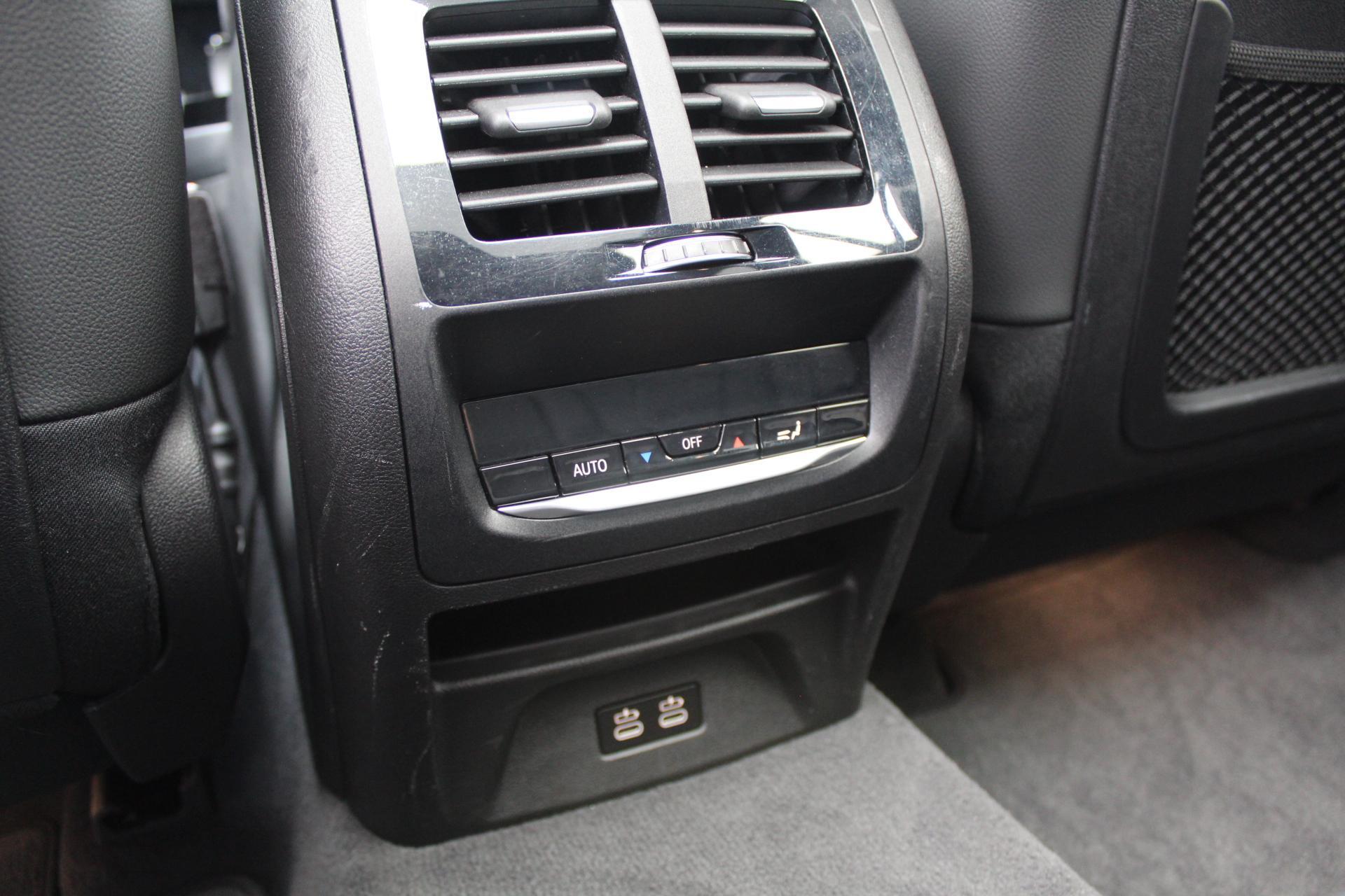 Foto van BMW Ix3