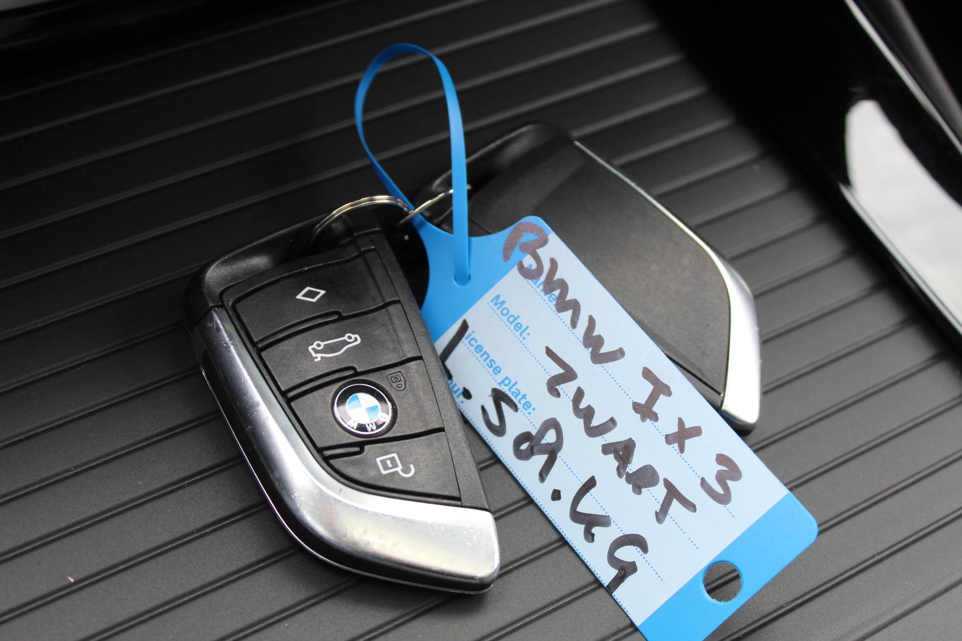 Foto van BMW Ix3