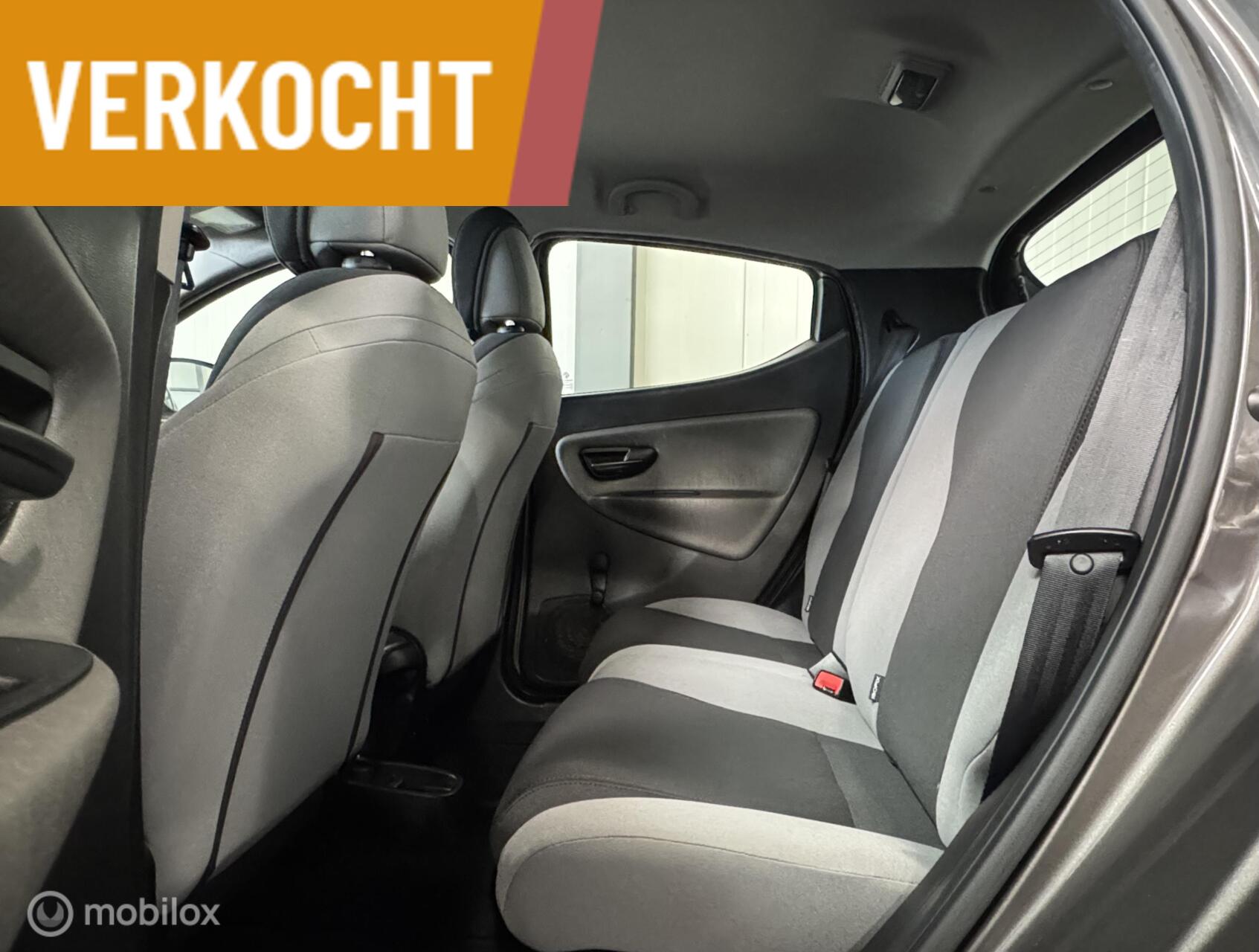 Foto van Lancia Ypsilon