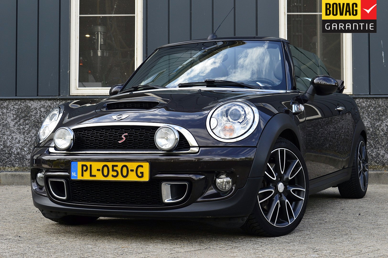 Mini Cooper S Cabrio 1.6 Cooper S Chili 2014 - voorkant