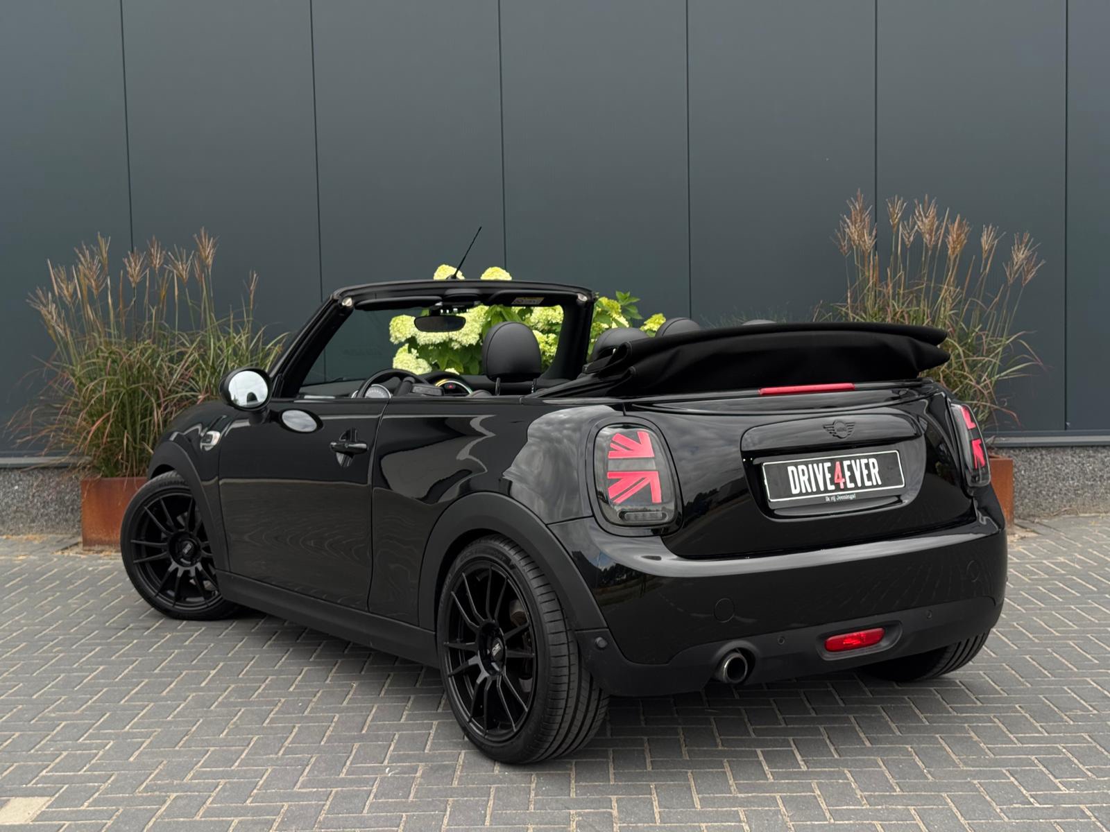 Foto van Mini One