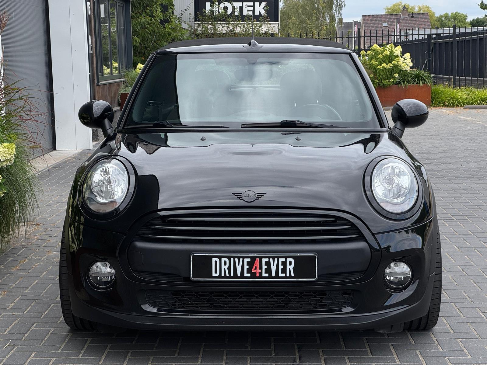 Foto van Mini One