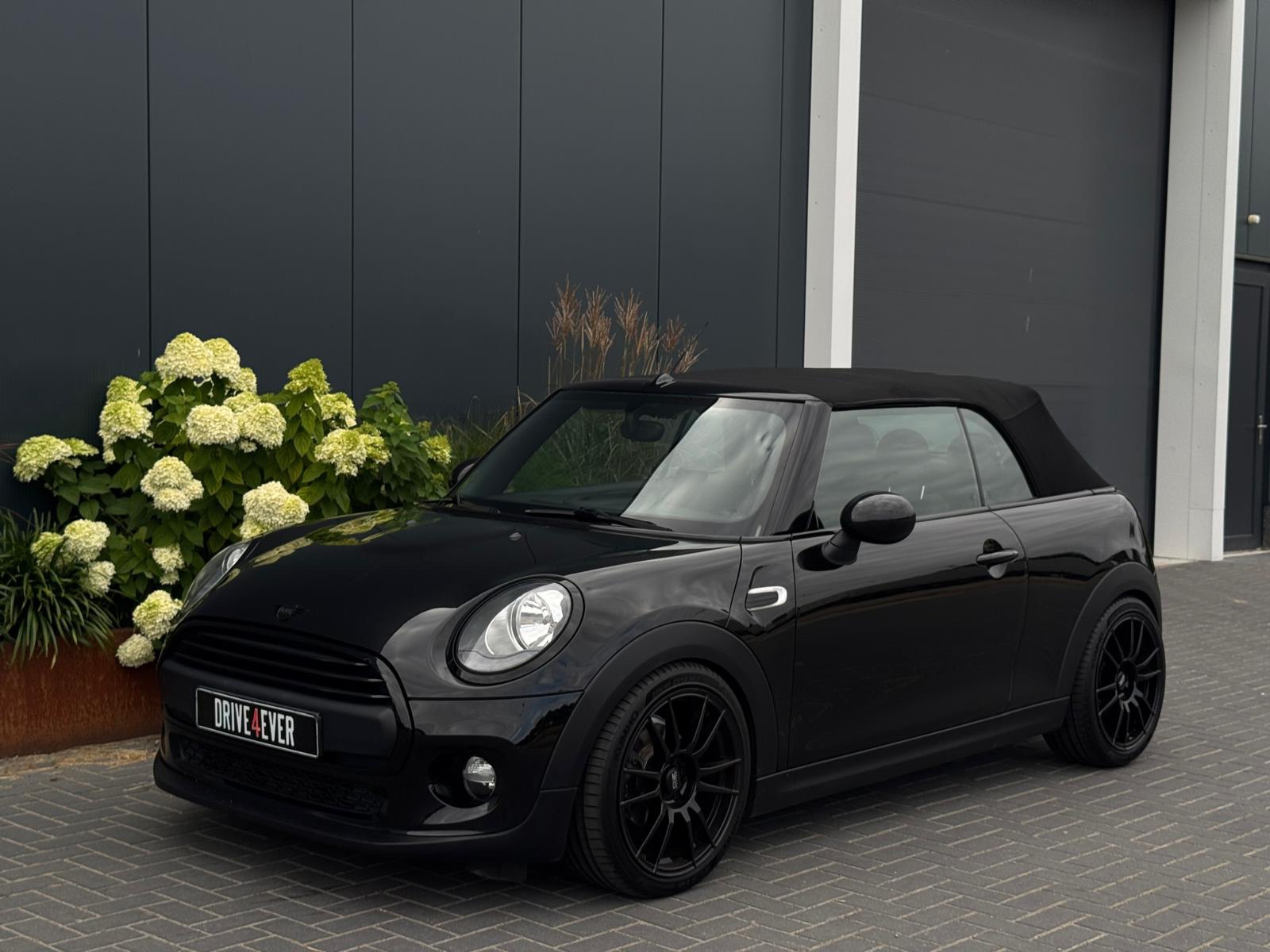 Foto van Mini One