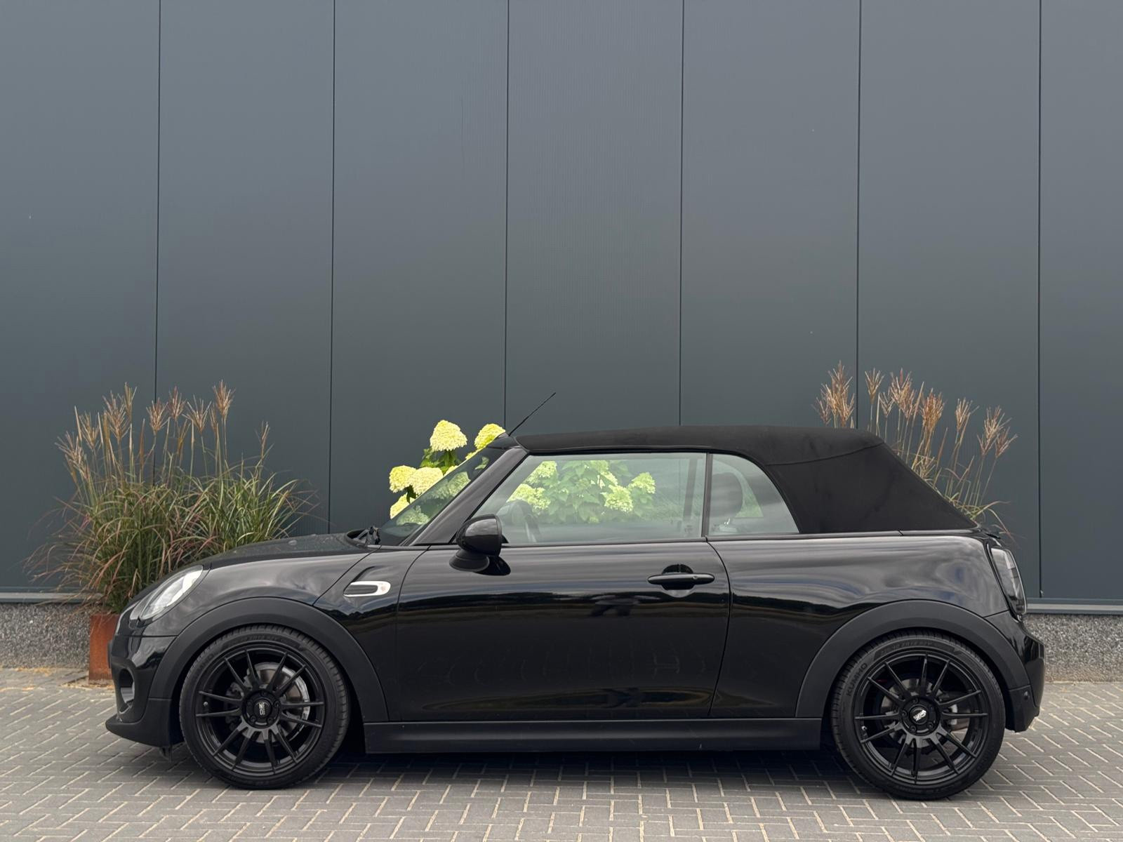 Foto van Mini One