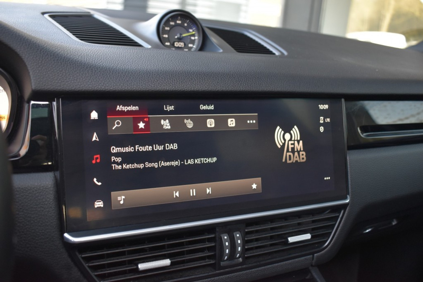 Foto van Porsche Cayenne E-hybrid