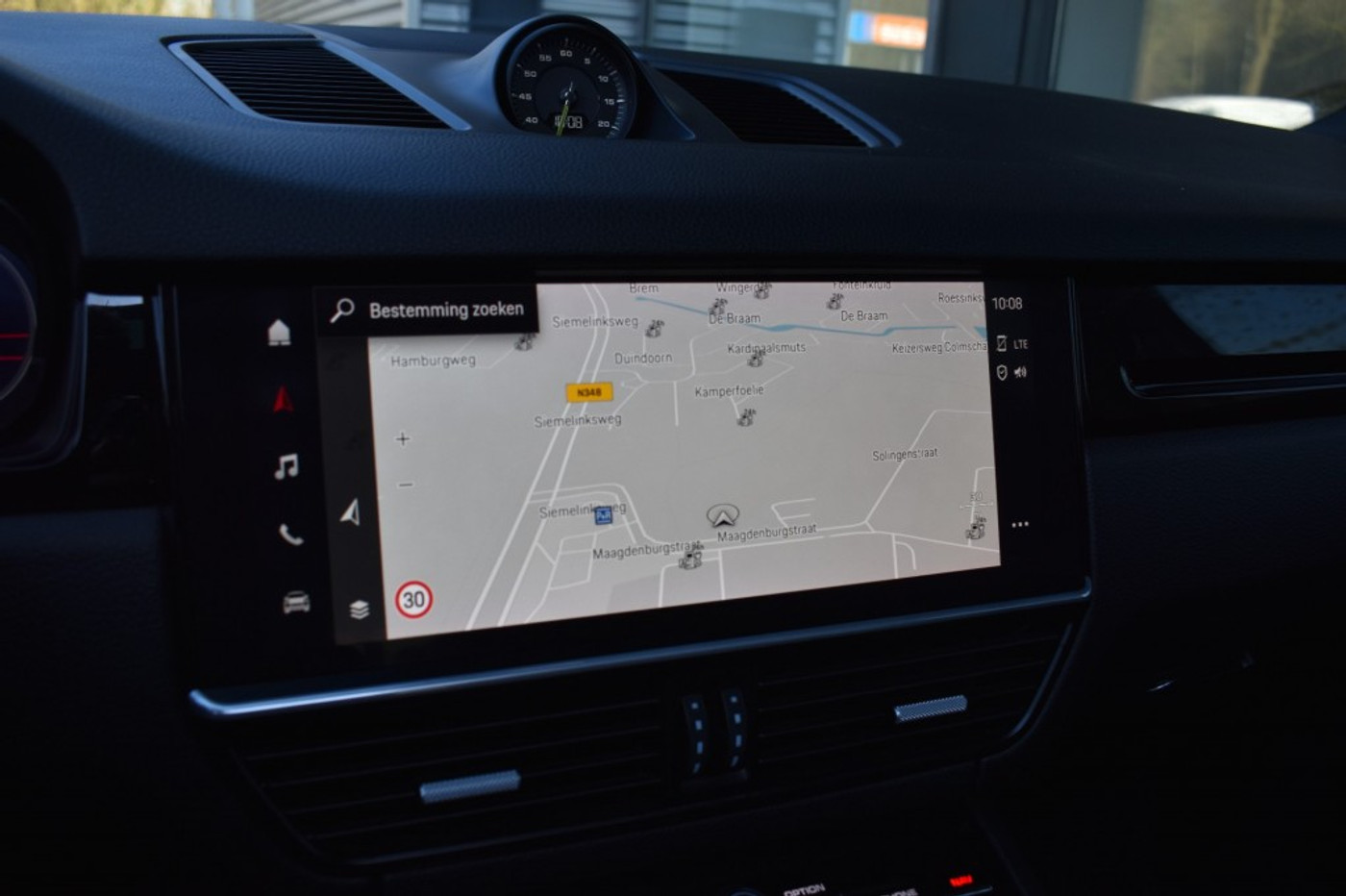 Foto van Porsche Cayenne E-hybrid