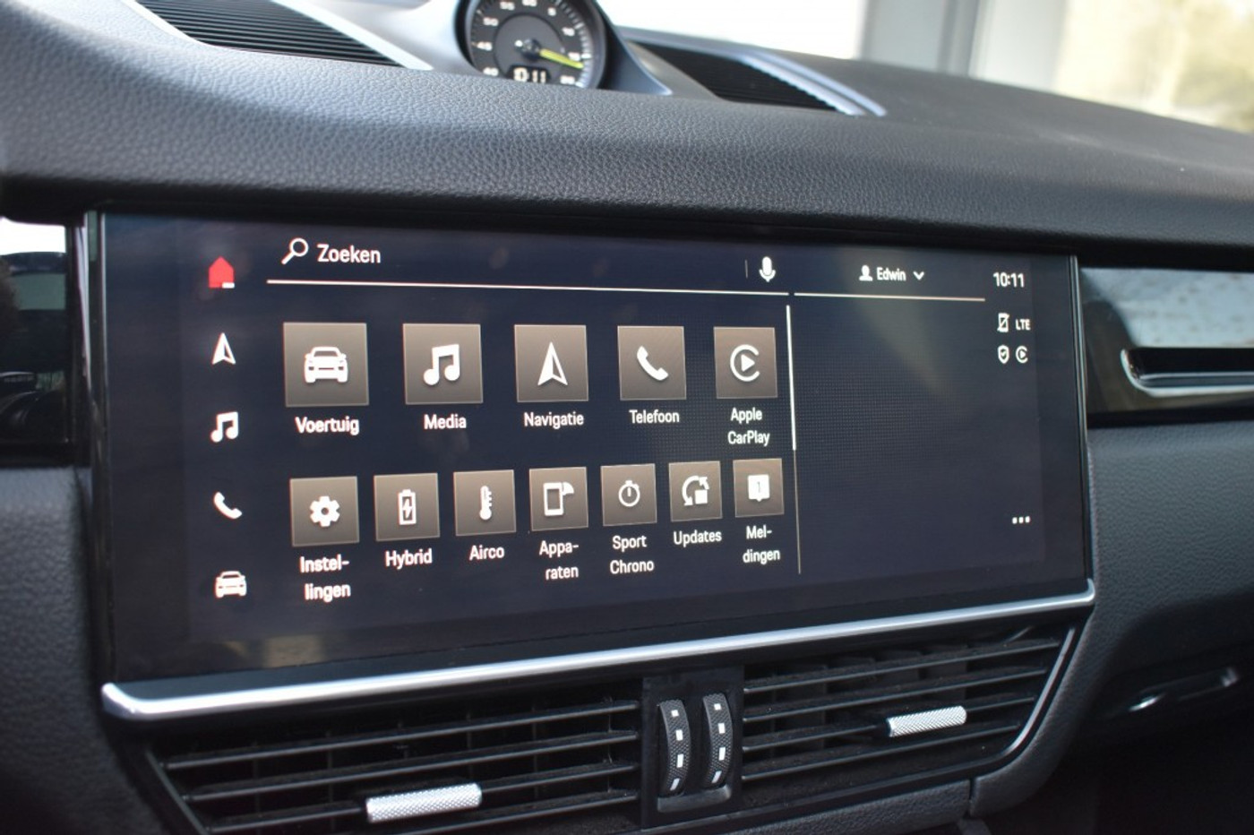 Foto van Porsche Cayenne E-hybrid