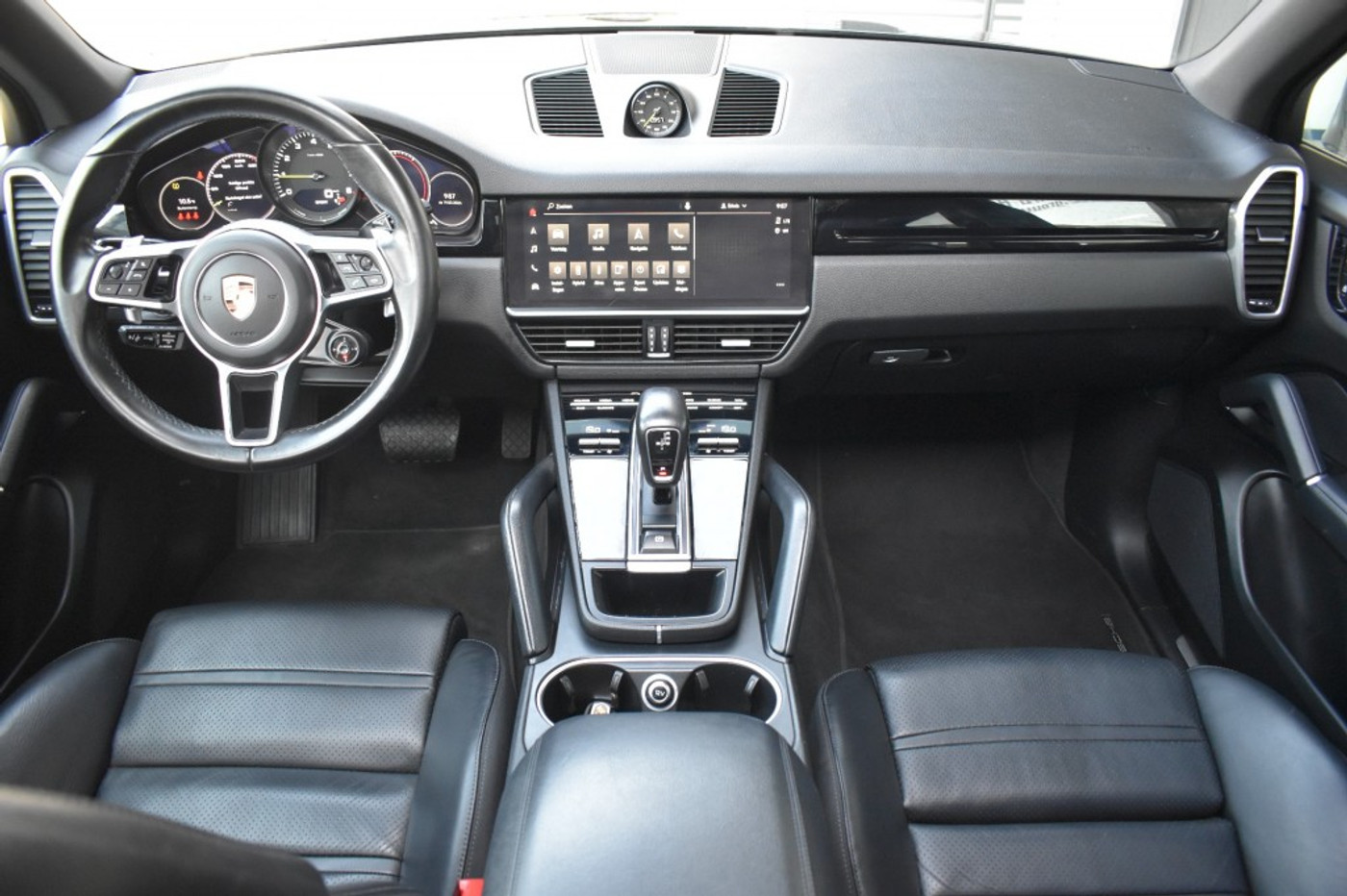 Foto van Porsche Cayenne E-hybrid
