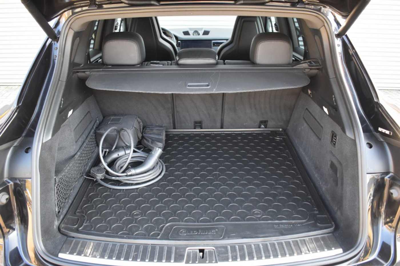 Foto van Porsche Cayenne E-hybrid