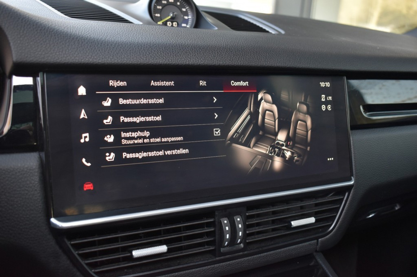 Foto van Porsche Cayenne E-hybrid
