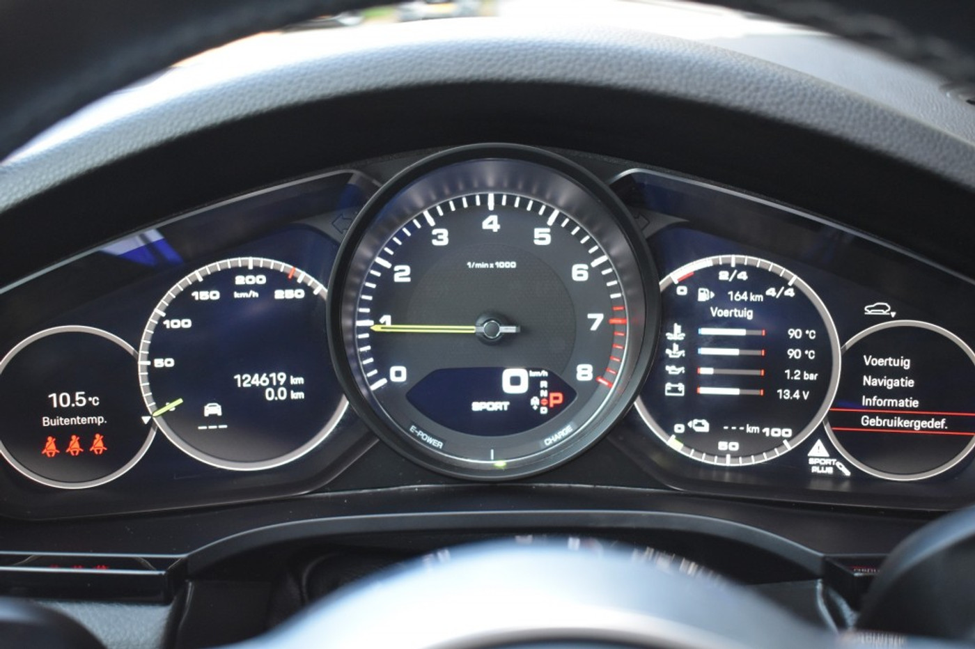 Foto van Porsche Cayenne E-hybrid