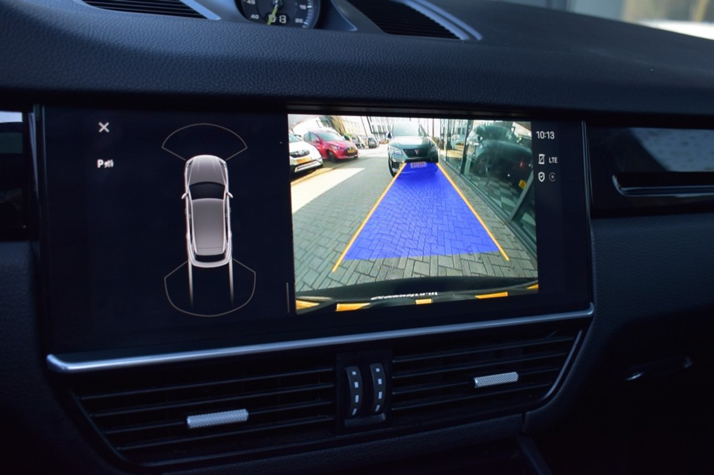 Foto van Porsche Cayenne E-hybrid