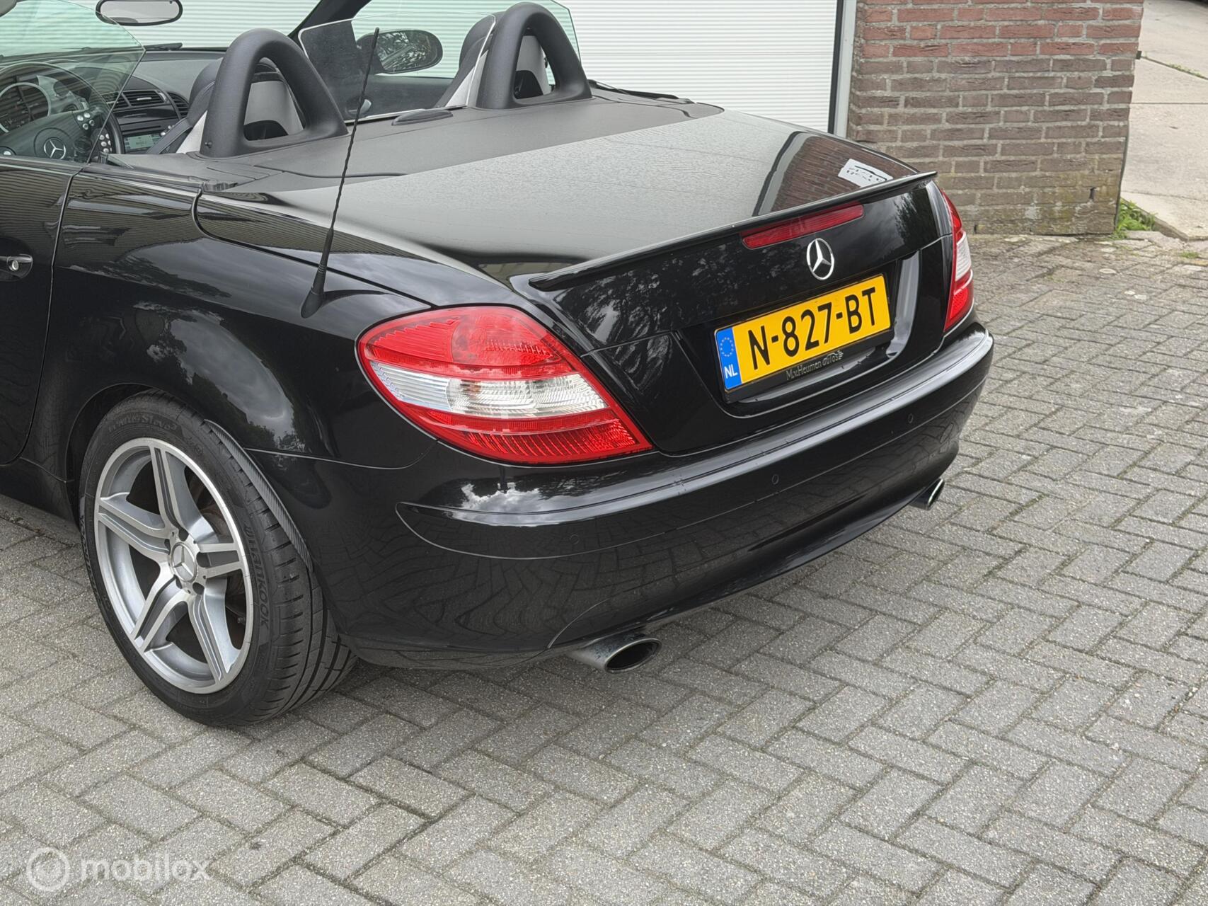 Foto van Mercedes-Benz SLK 200 Kompressor