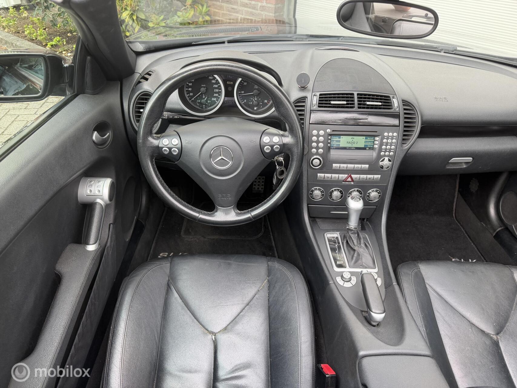 Foto van Mercedes-Benz SLK 200 Kompressor