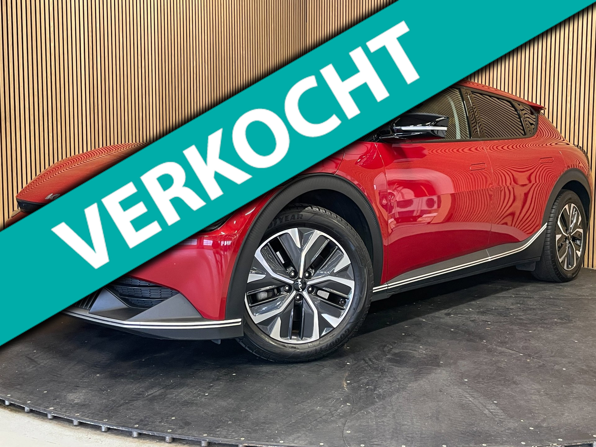 Kia Ev6 58 kWh|100% SOH|LEDER|ACC|ANDROID+CARPLAY|CAMERA|STOEL-, STUURVERW|LAGE KM'S|NAP|NL-AUTO|INCL.BTW|1e EIG.| 2021 - voorkant