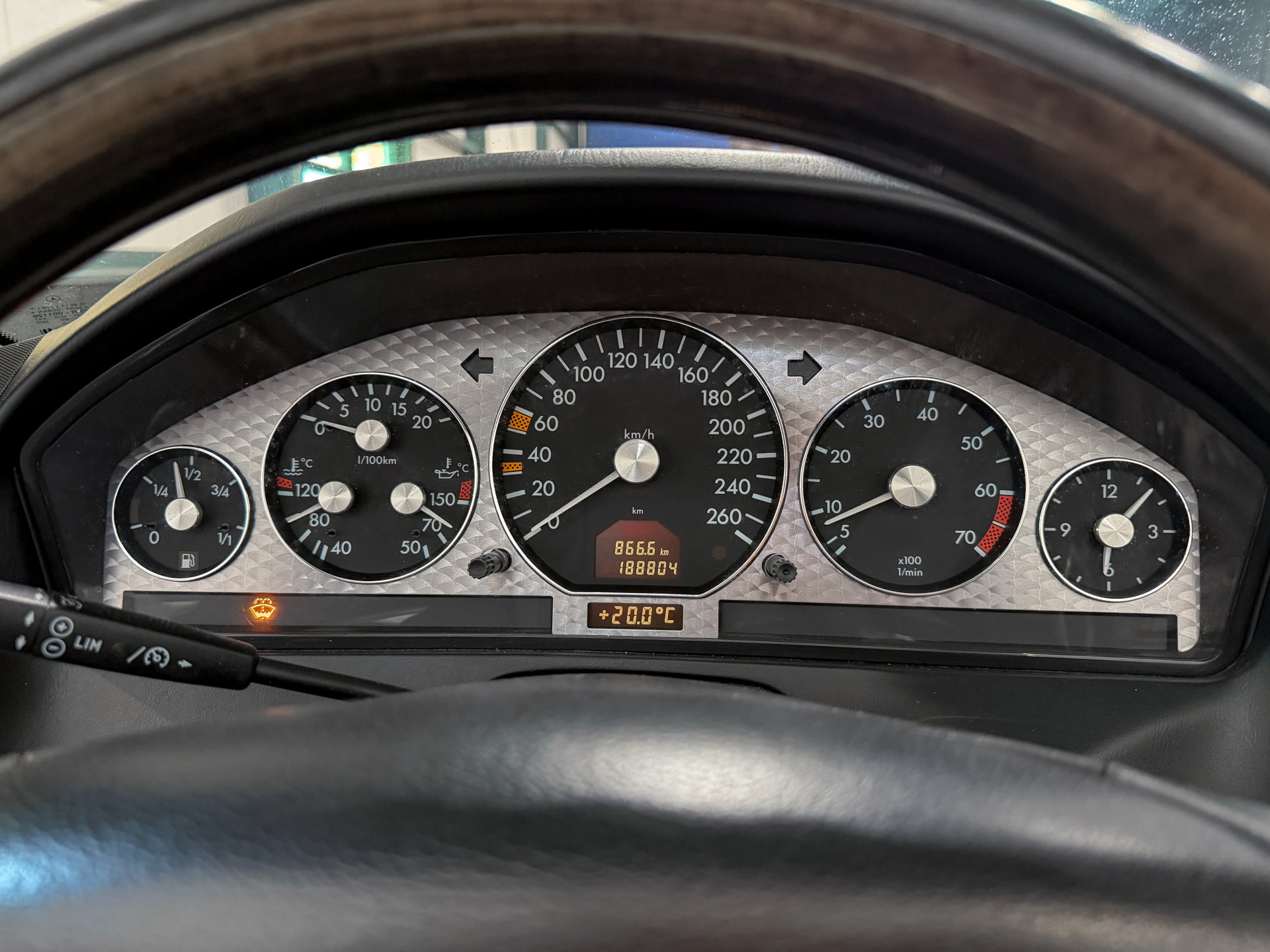 Foto van Mercedes-Benz SL 320