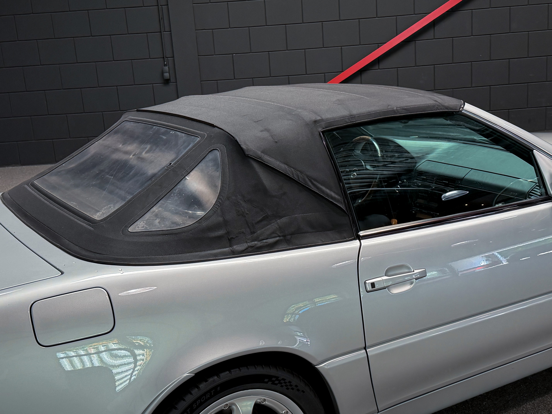 Foto van Mercedes-Benz SL 320