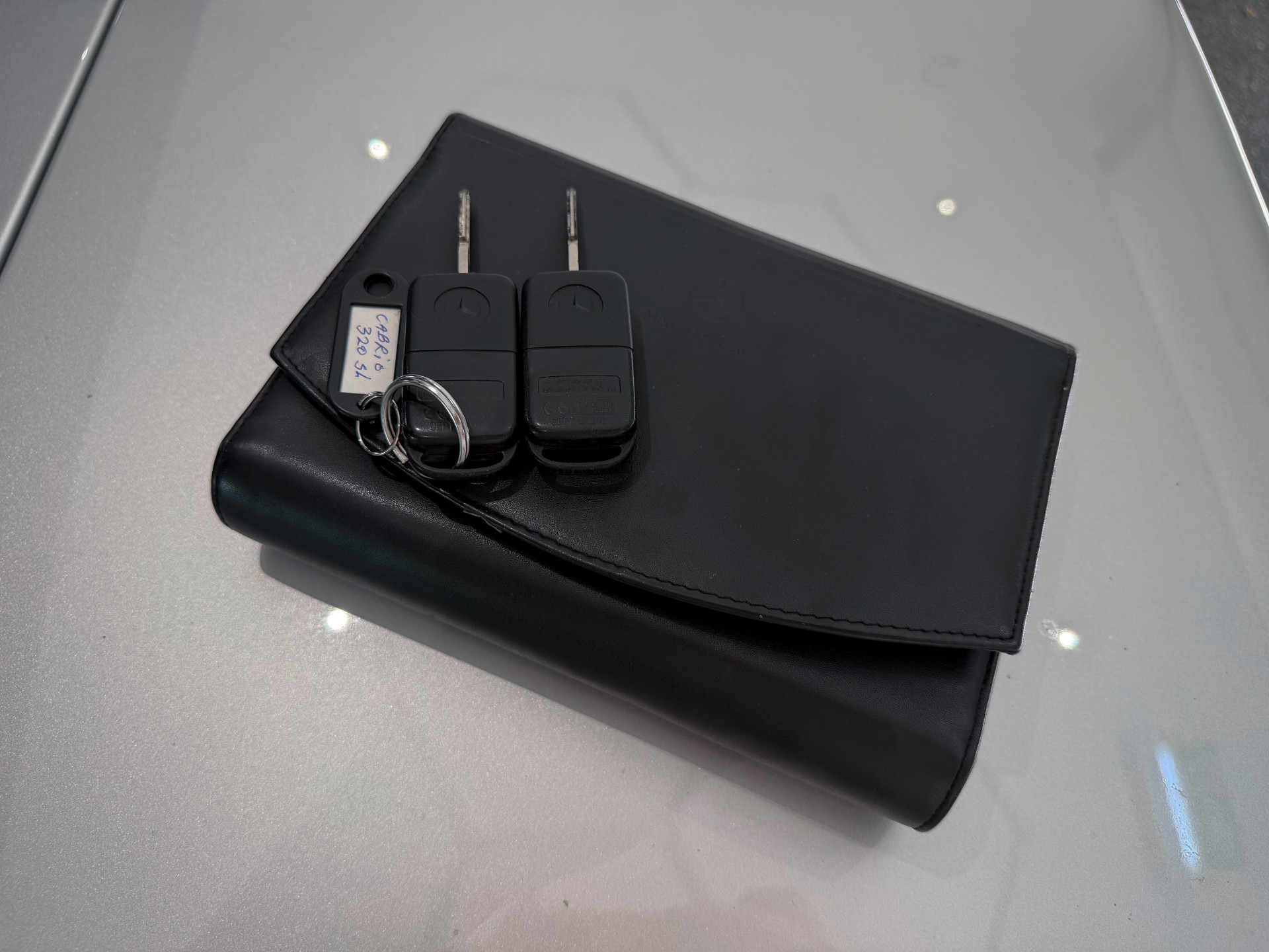 Foto van Mercedes-Benz SL 320