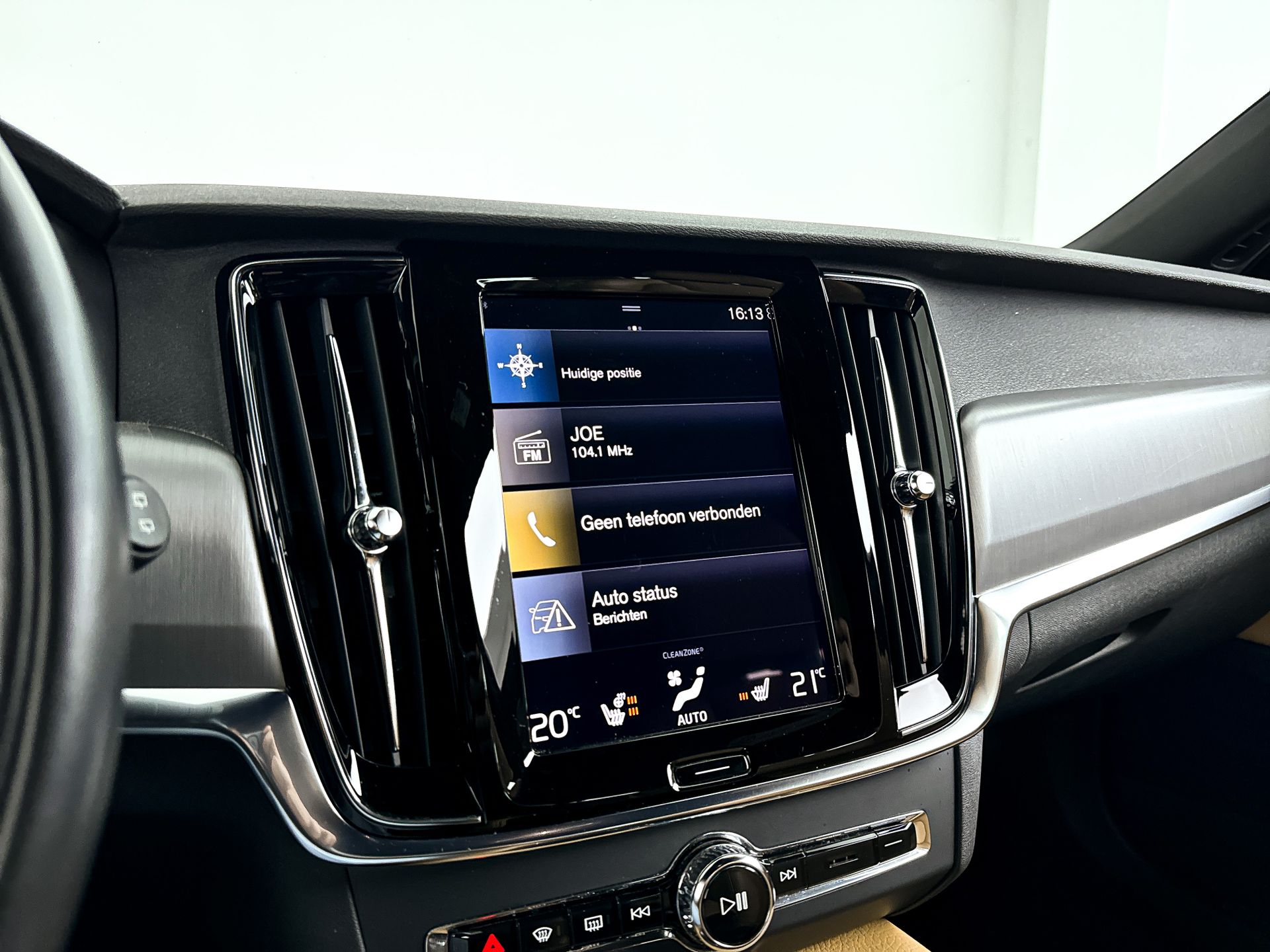 Foto van Volvo V90 T8 Twin Engine