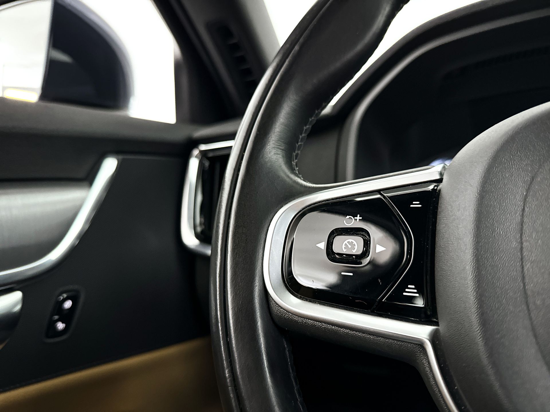 Foto van Volvo V90 T8 Twin Engine