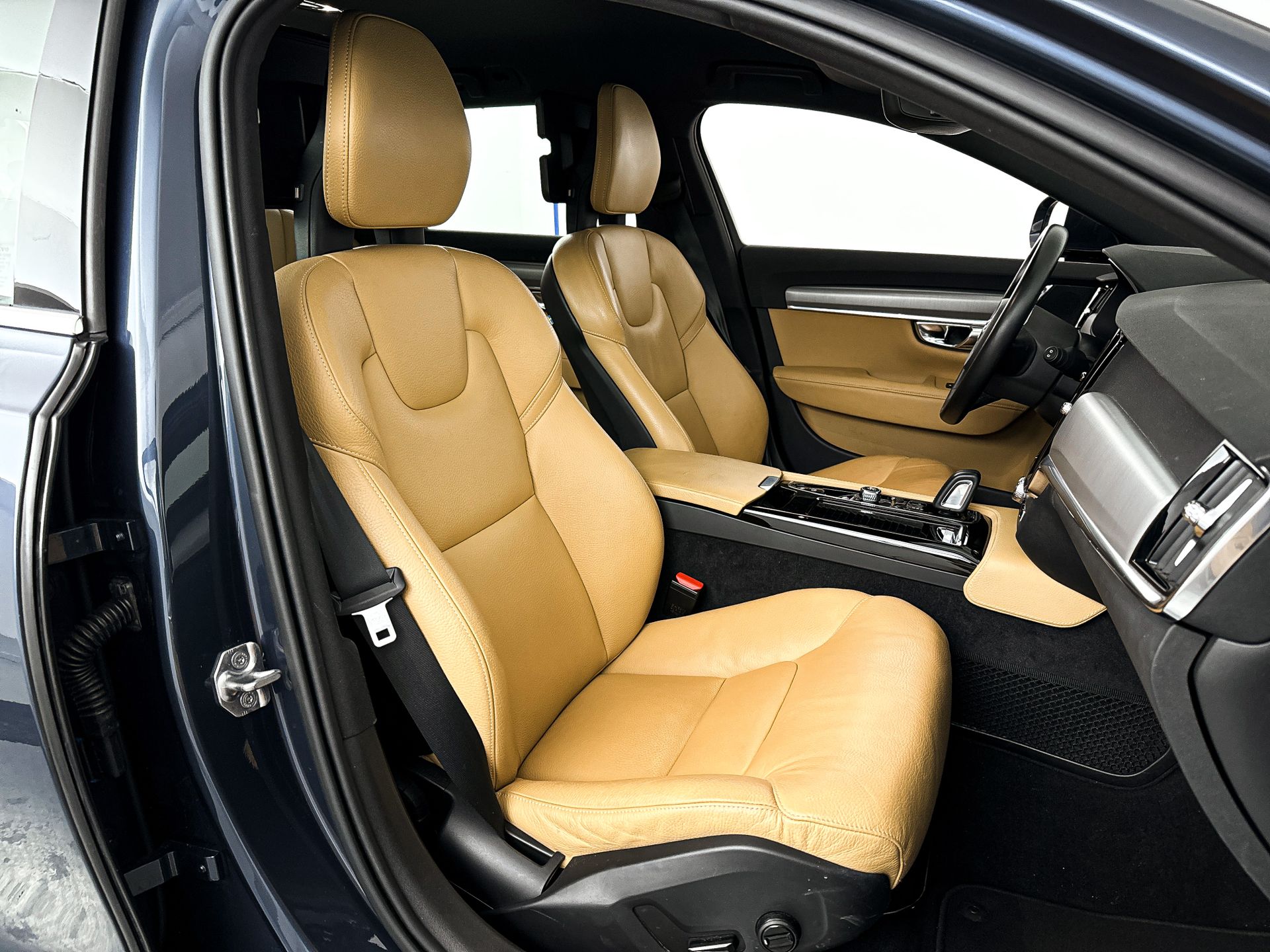 Foto van Volvo V90 T8 Twin Engine