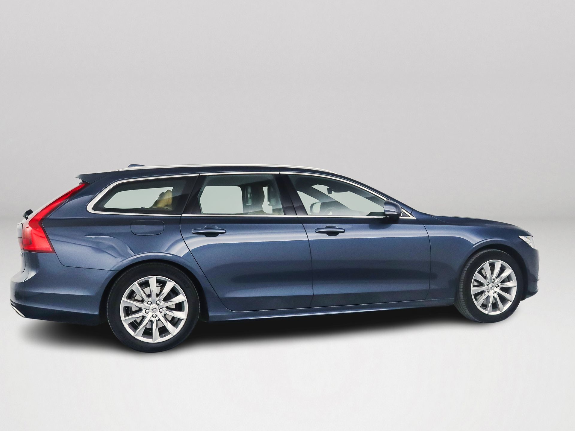 Foto van Volvo V90 T8 Twin Engine