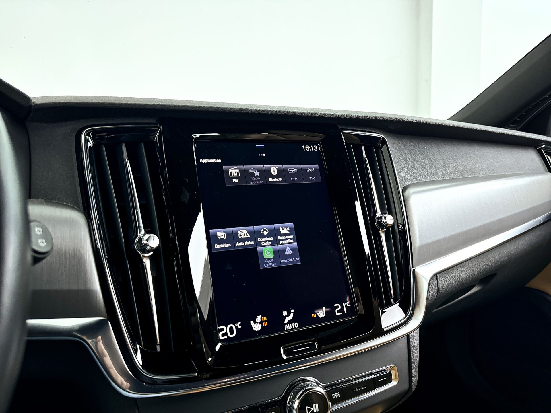 Foto van Volvo V90 T8 Twin Engine
