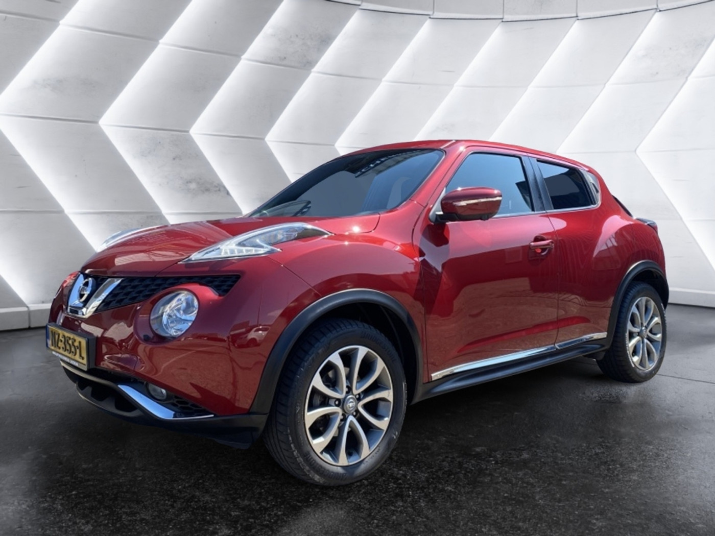 Nissan Nissan Juke 1.2 DIG-T S/S Tekna 2017 - voorkant