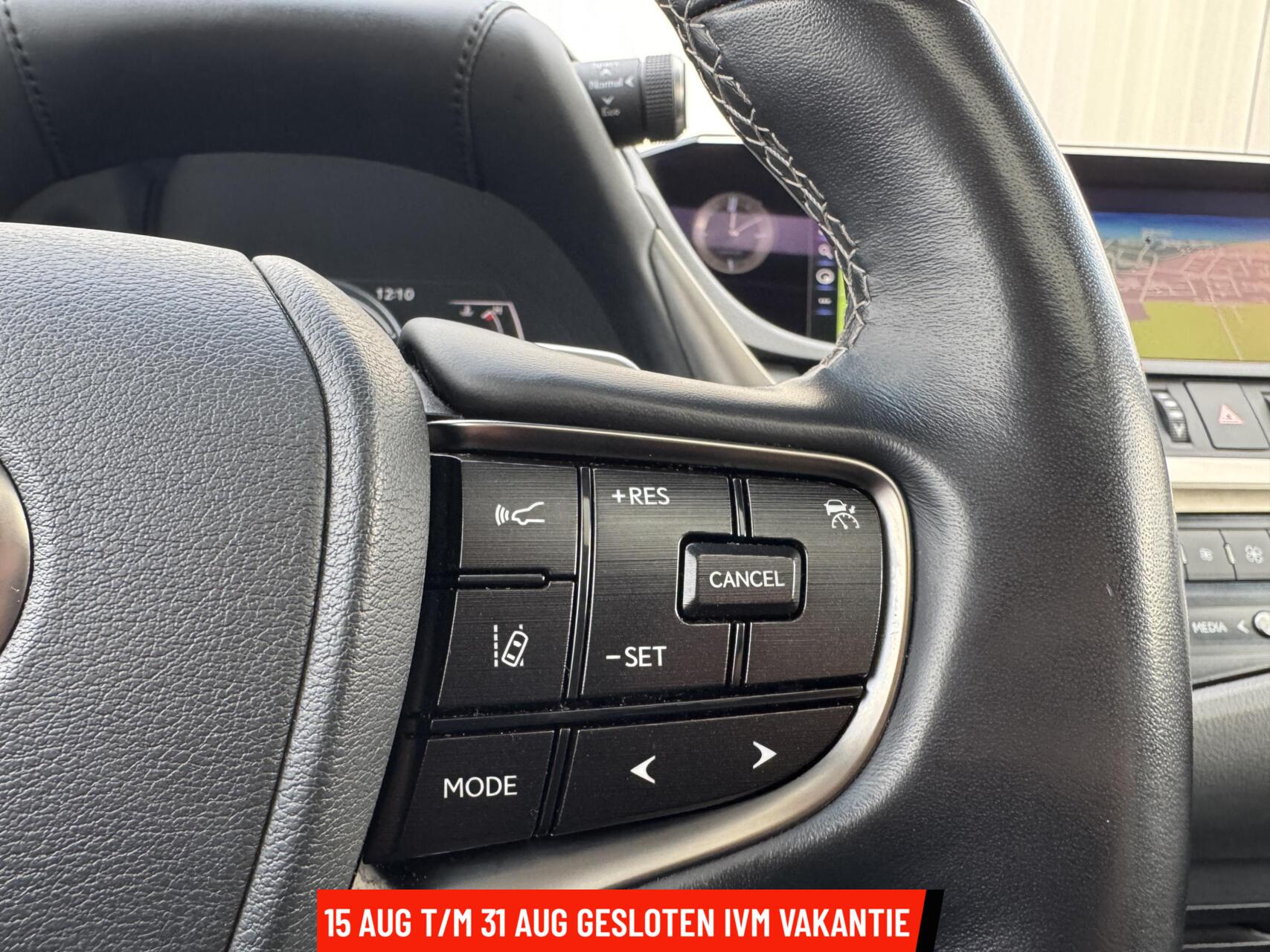 Foto van Lexus Lexus Es300h